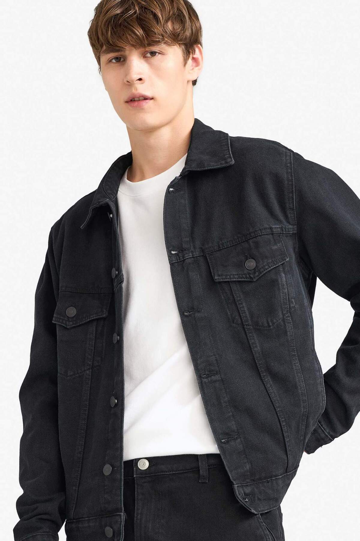 Defacto  Regular Fit Düğmeli Cepli Denim Ceket F4738AX25AU - Görsel 4