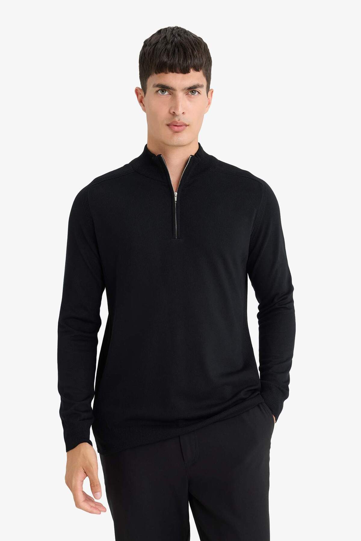 Defacto  Standart Fit Yarım Fermuarlı Siyah Erkek Kazak D0624AX/BK27 - Görsel 4