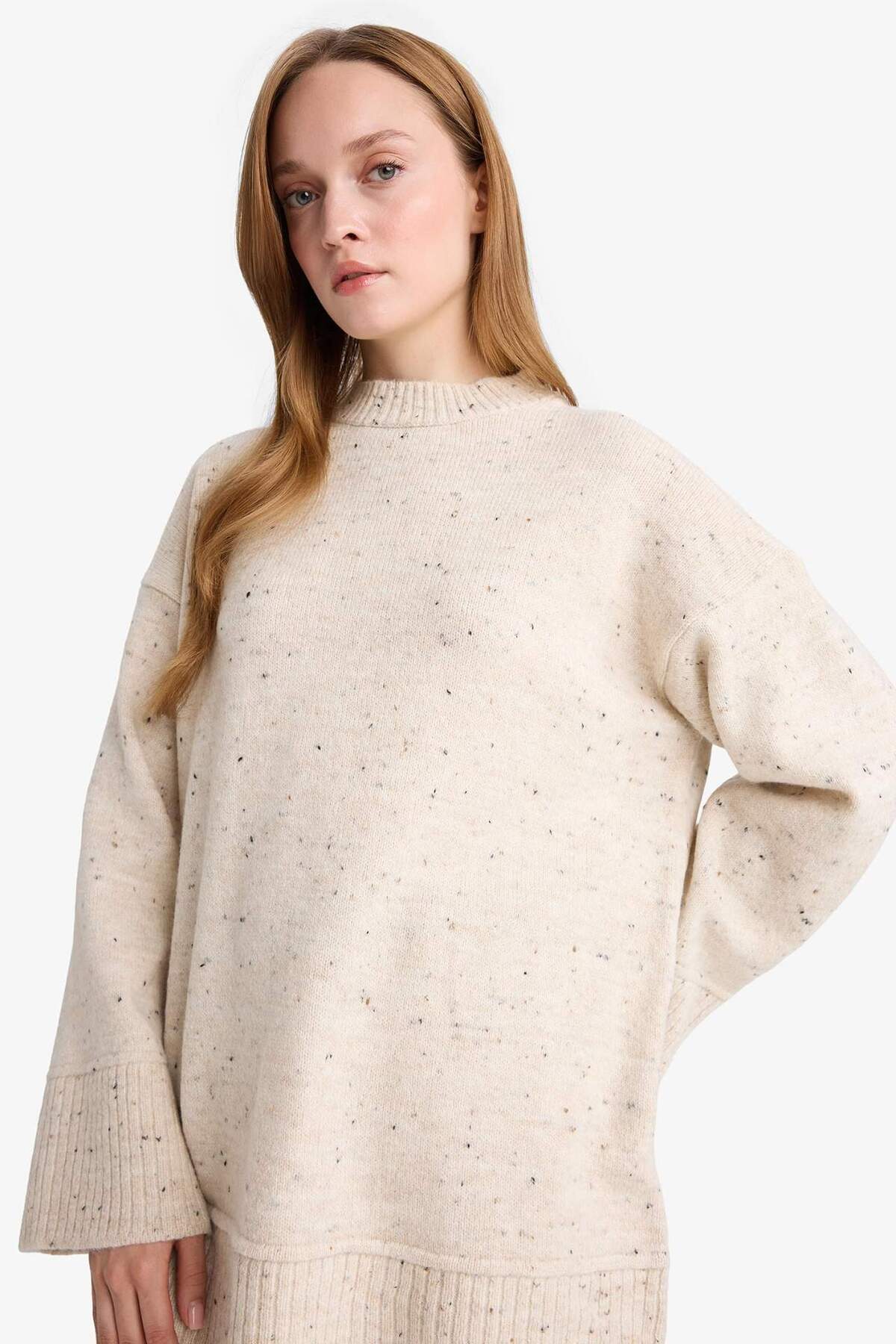 DeFacto Loose Fit Bisiklet Yaka Triko Tunik F3242AX25WN görsel 4