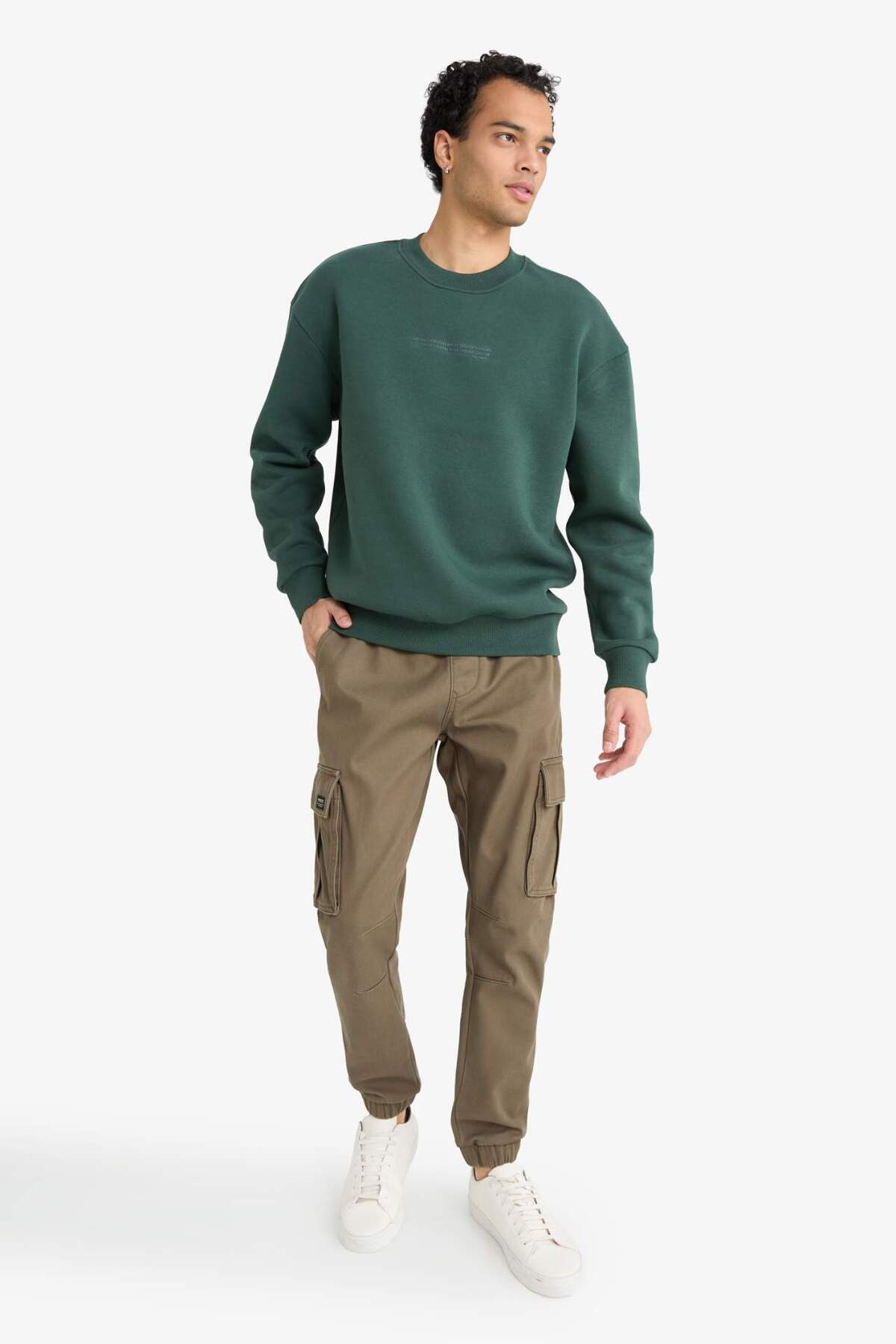 Sıcak Tutan REGULAR Fit Kargo Cepli Jogger Pantolon C6322AX24AU — خاکی — تصویر 2 از 8