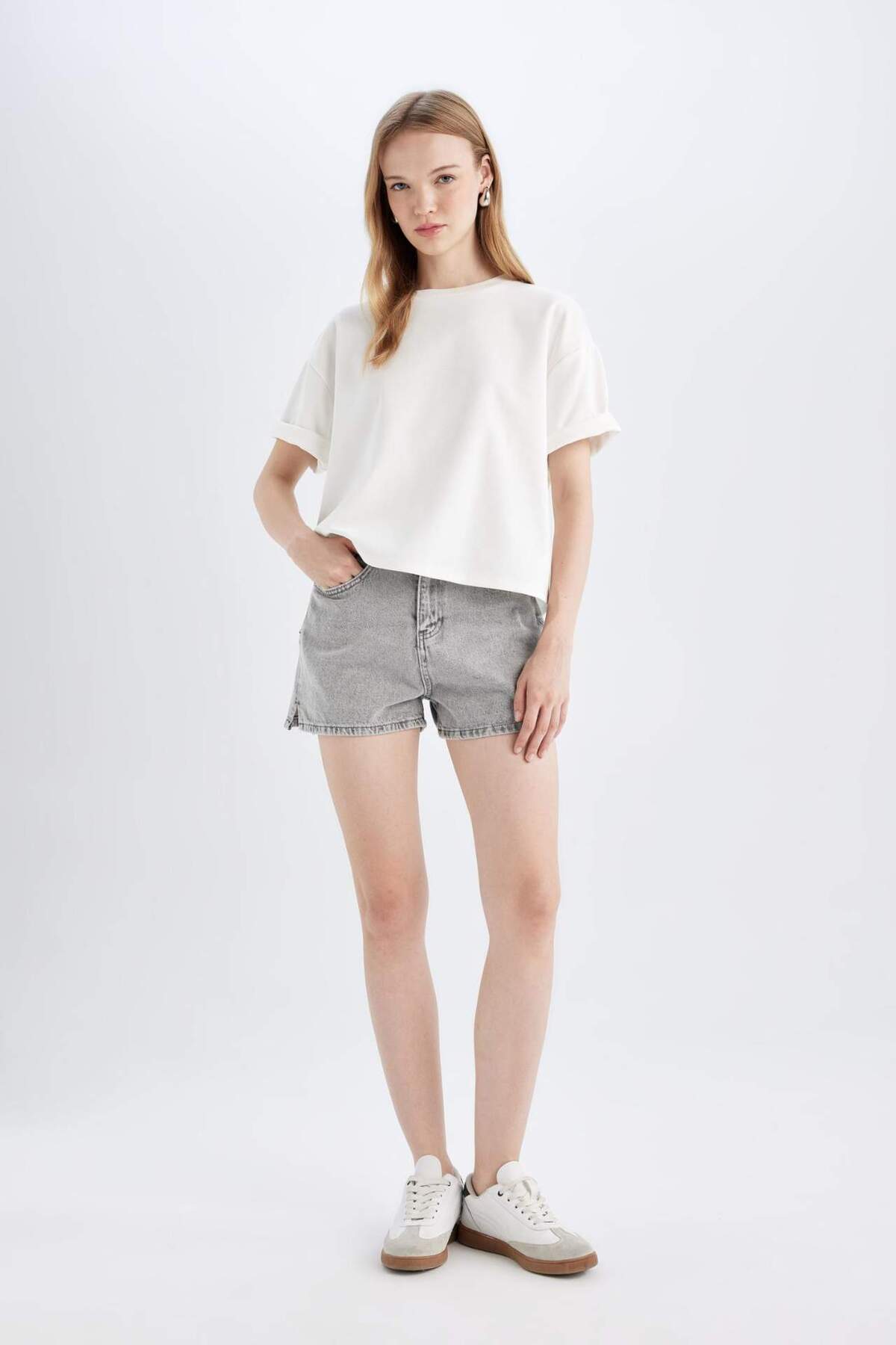 Mom Fit High Waist Jean Shorts C0689AX24HS