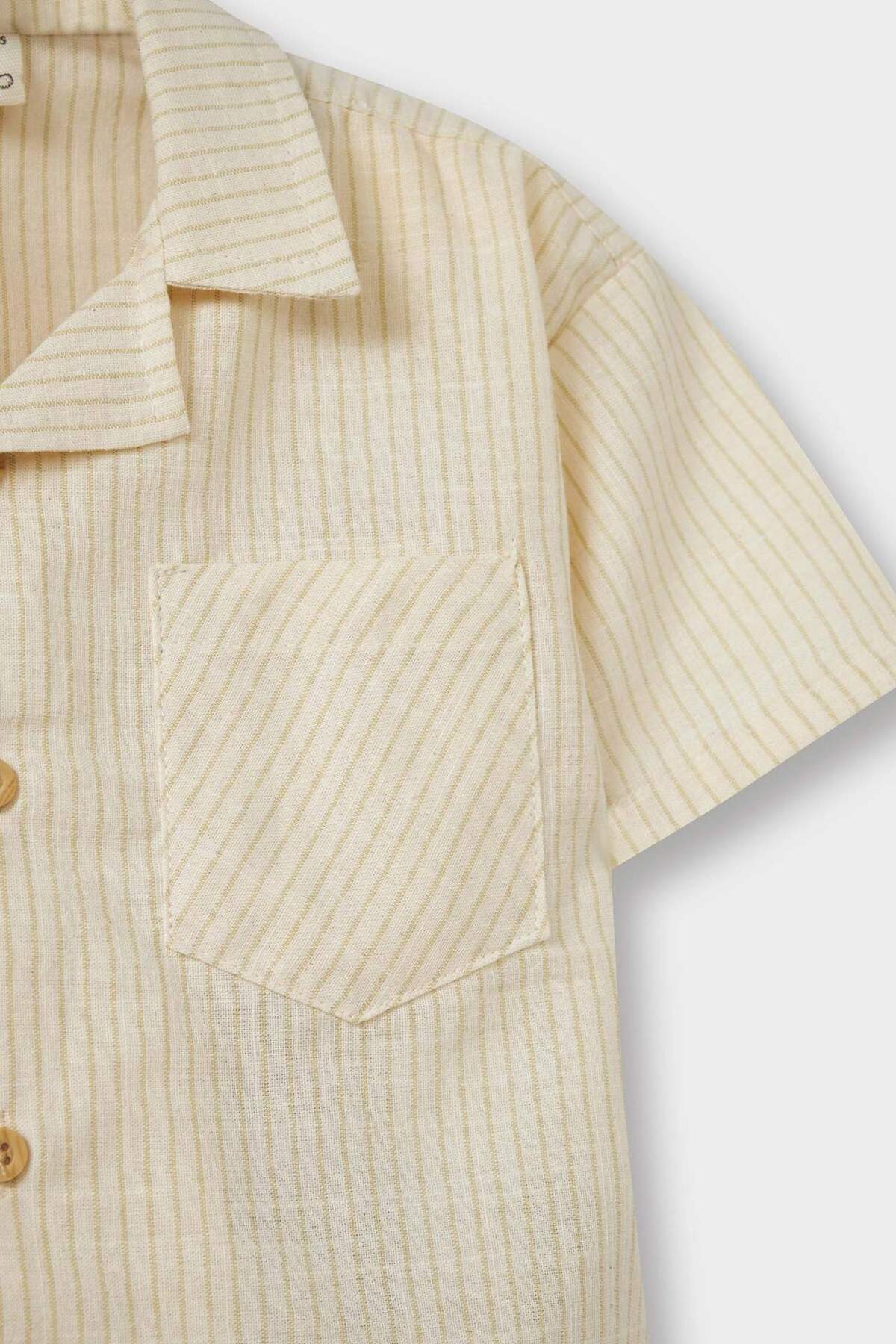 Defacto 2'li Takım Flamlı Pamuk Kısa Kollu Gömlek Şort Erkek Bebek E9030A525SM fotoğrafı 4 (önizleme)