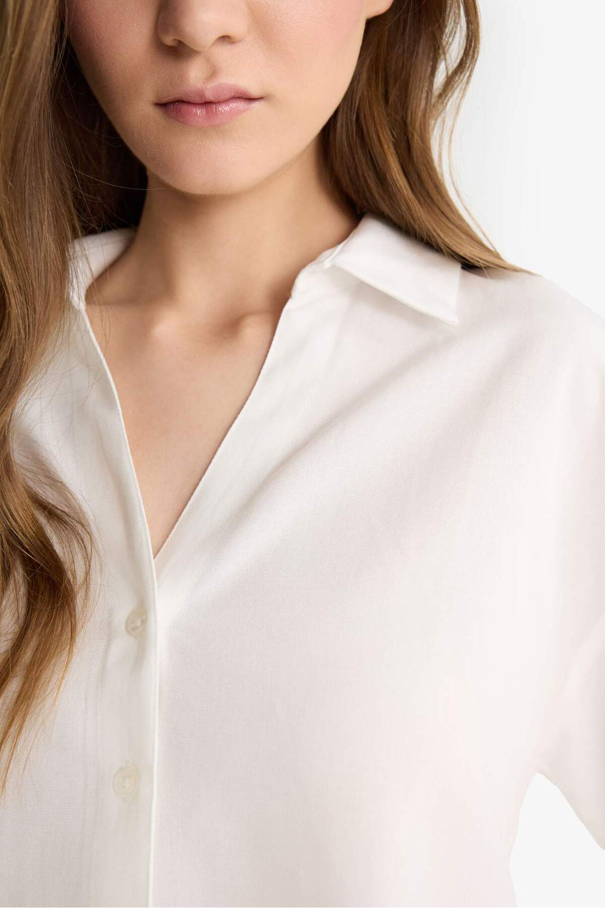 Defacto  Oversize Geniş Kalıp Keten Karışımlı Kısa Kollu Beyaz Gömlek C3807AX25SM - Görsel 4