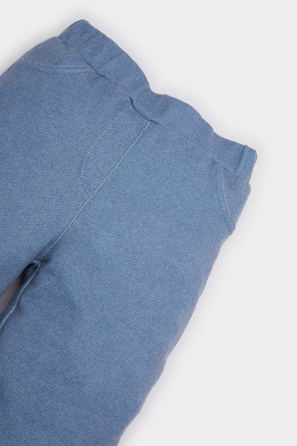 Defacto Wide Leg Jean Görünümlü Pantolon Kız Bebek F4945A525SM fotoğrafı 2 (önizleme)