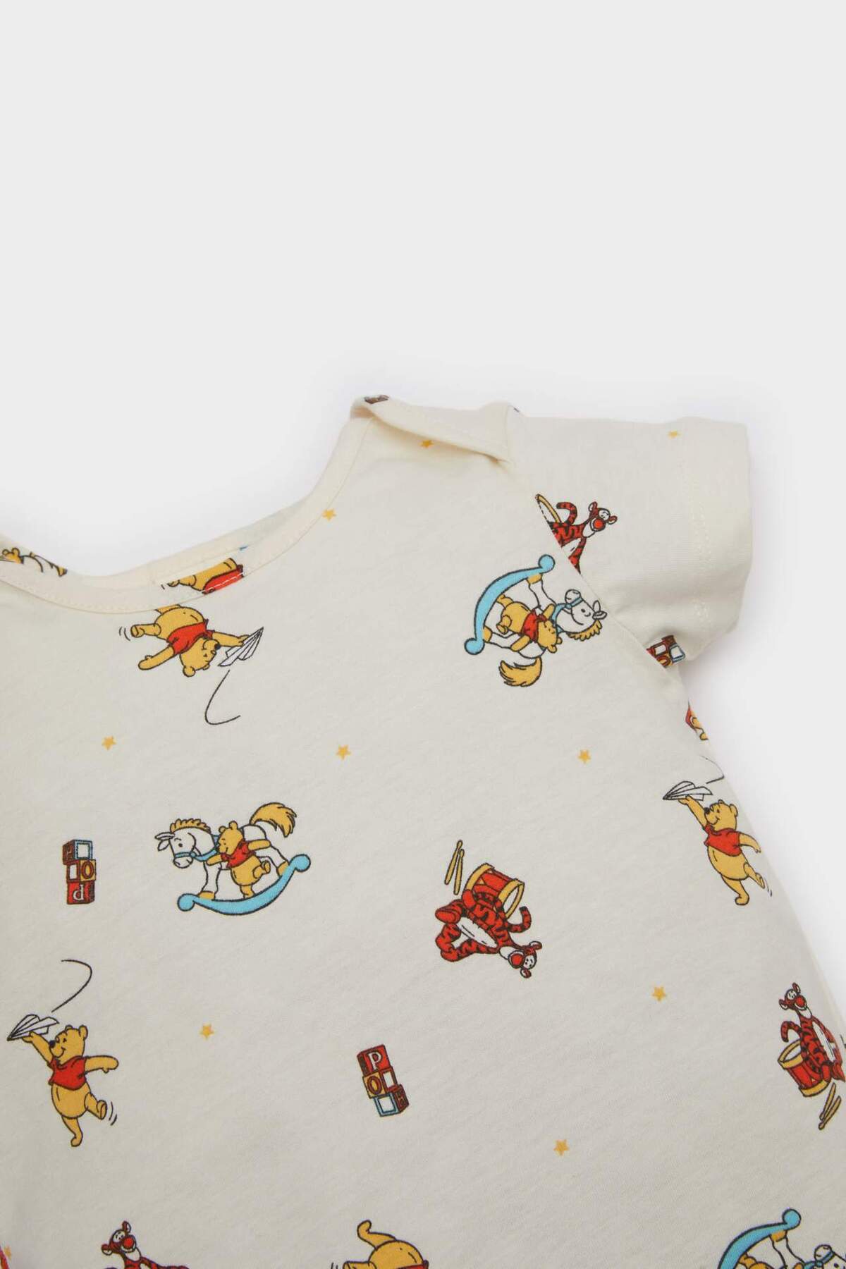 Defacto Disney Winnie The Pooh Penye Kısa Kollu Tulum Erkek Bebek Yenidoğan E9553A525SM fotoğrafı 2 (önizleme)