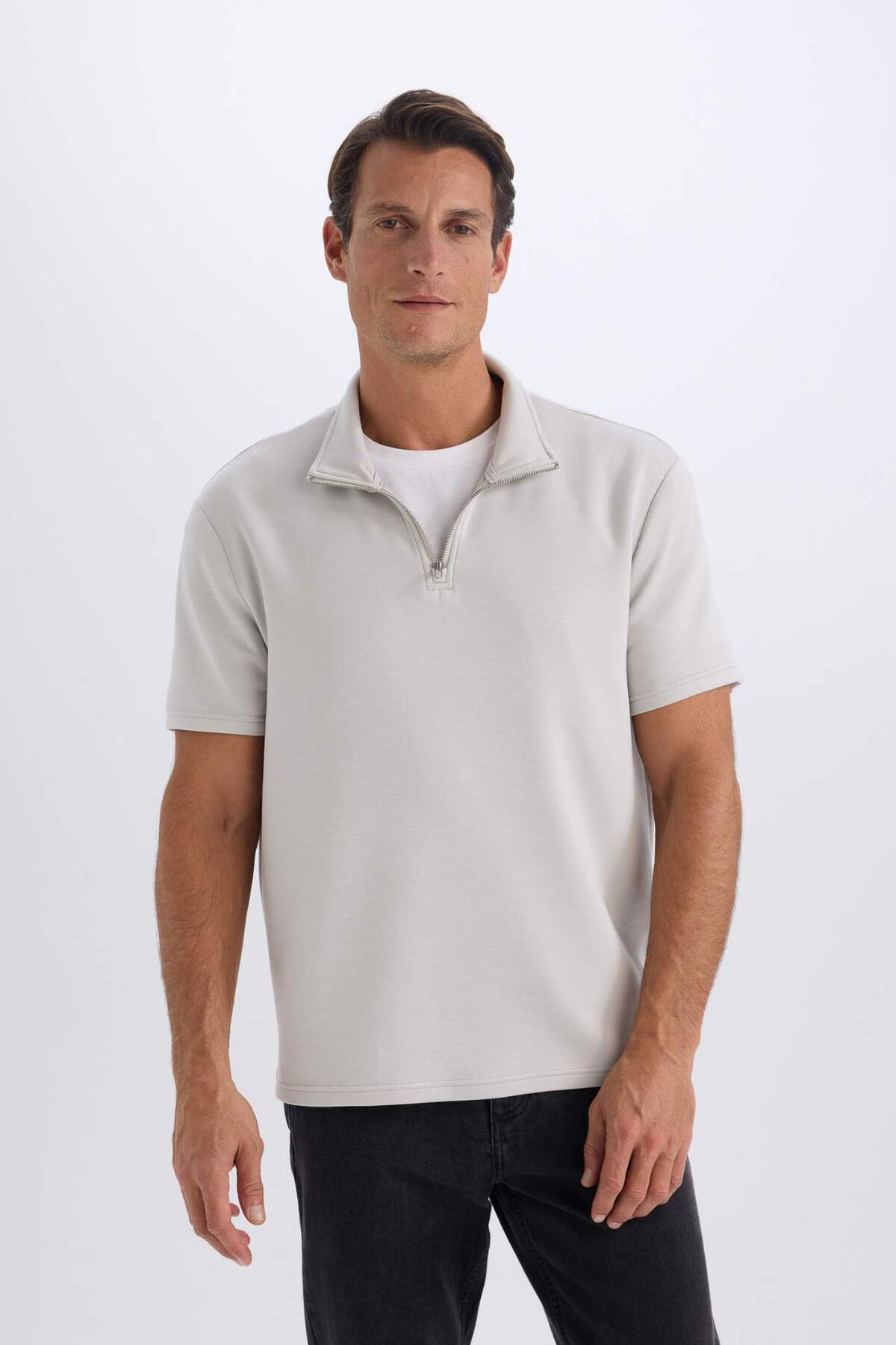 Defacto Regular Fit High Collar Half Zipper Modal Blended Heavy Fabric Short Sleeve T-Shirt B6502Ax25Sp