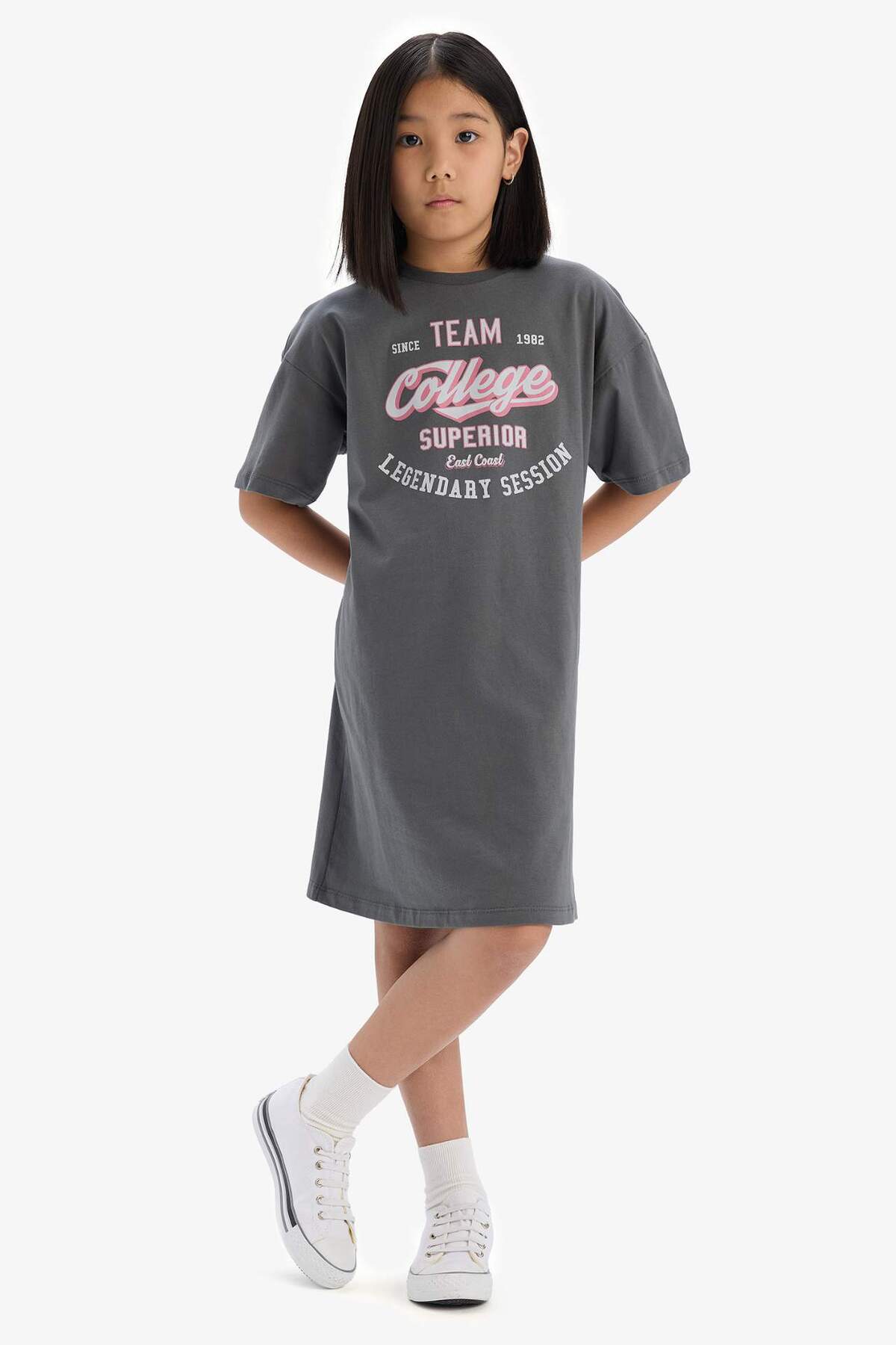 DeFacto Übergroßes, weit geschnittenes Sommerkleid mit Rundhalsausschnitt und...