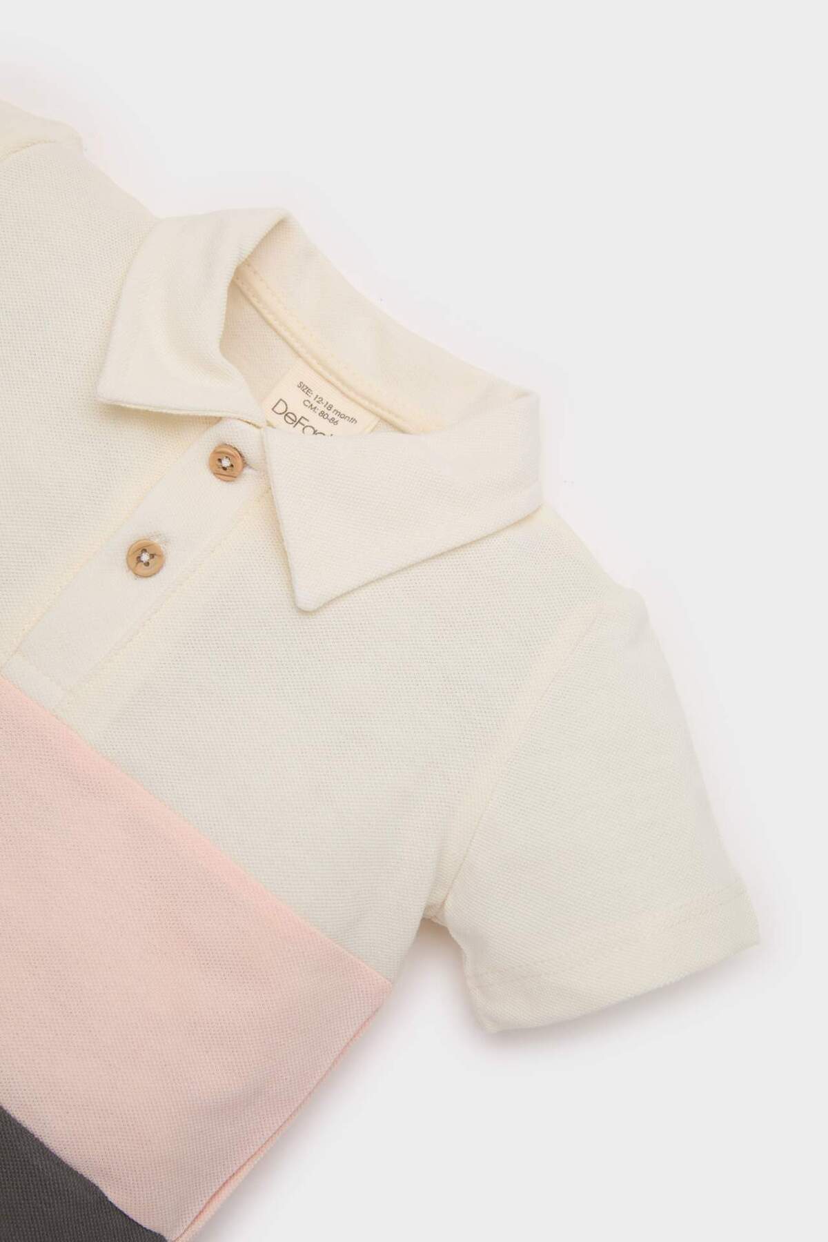 Defacto Polo Yaka Renk Bloklu Pike Kısa Kollu Tişört Erkek Bebek B9247A525SM fotoğrafı 2 (önizleme)