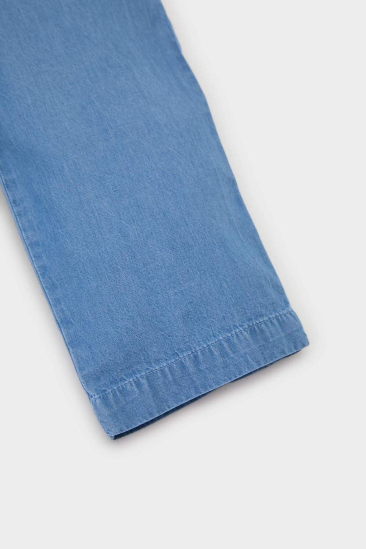 Defacto Paperbag Düz Paça Jean Pantolon Kız Bebek E2911A525SP fotoğrafı 3 (önizleme)