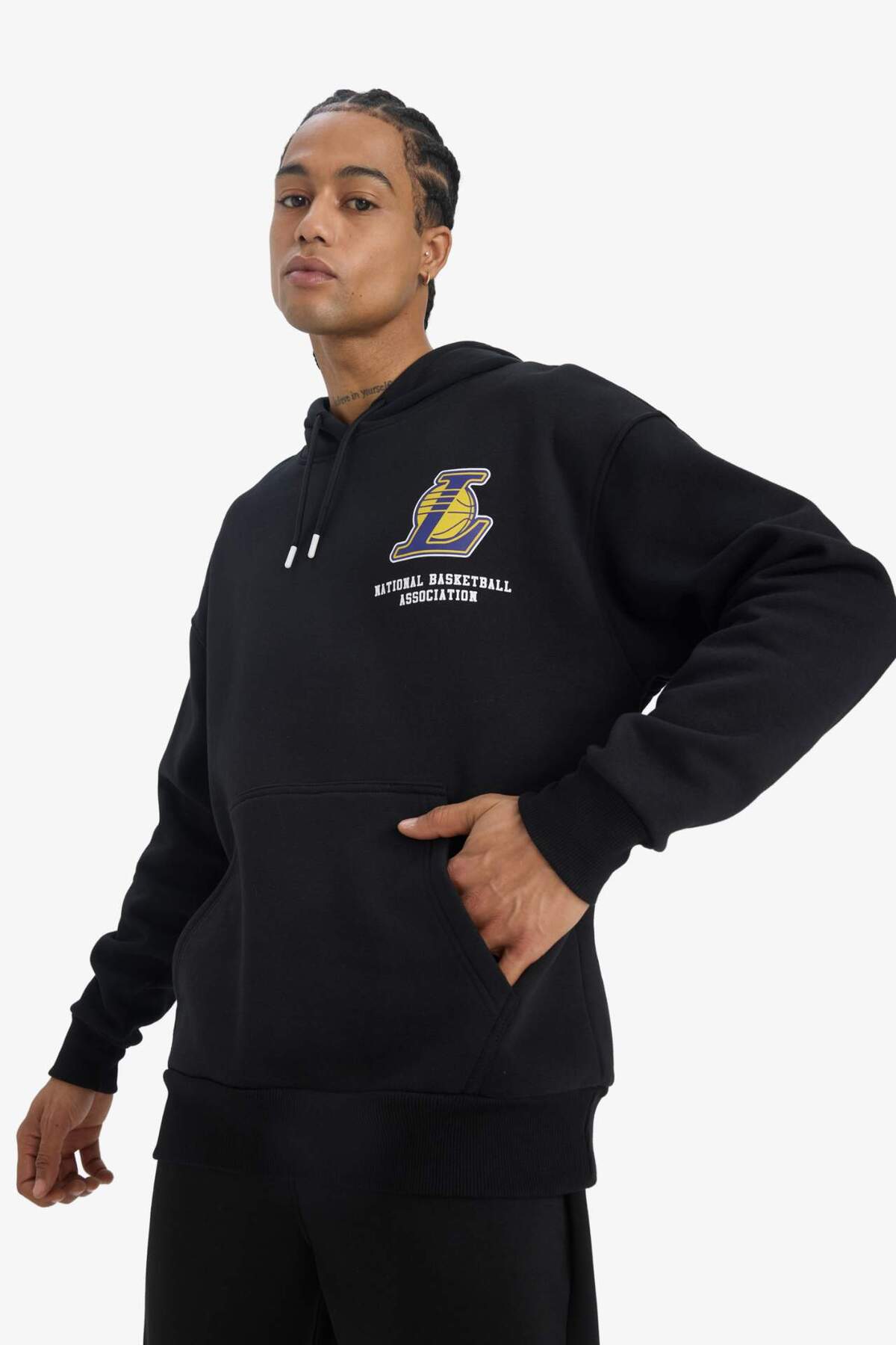 DeFacto NBA Los Angeles Lakers Oversize Geniş Kalıp Kapüşonlu Kalın Sweatshirt D8489AX25SP görsel 5
