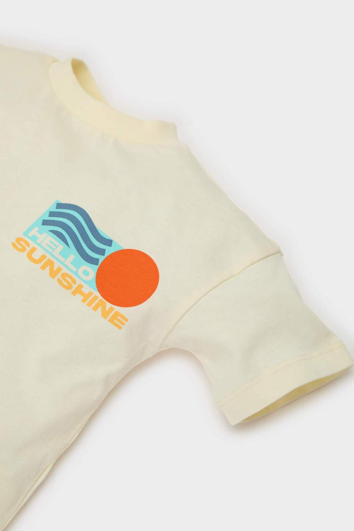 Defacto 2'li Takım Baskılı Kısa Kollu Tişört Şort Erkek Bebek E8740A525SM fotoğrafı 4 (önizleme)