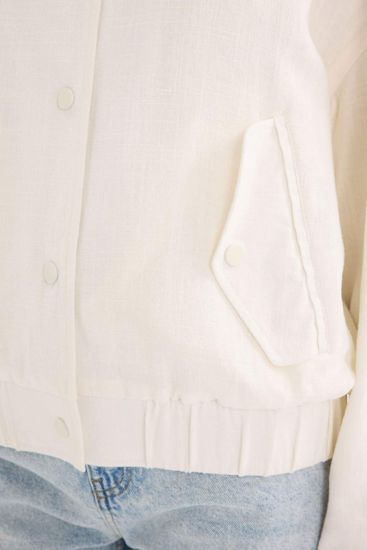 Defacto  Su Geçirmez Kolej Yaka Çıtçıtlı Pamuk Astarlı Keten Karışımlı Ceket Mont E3386AX25SP - Görsel 5