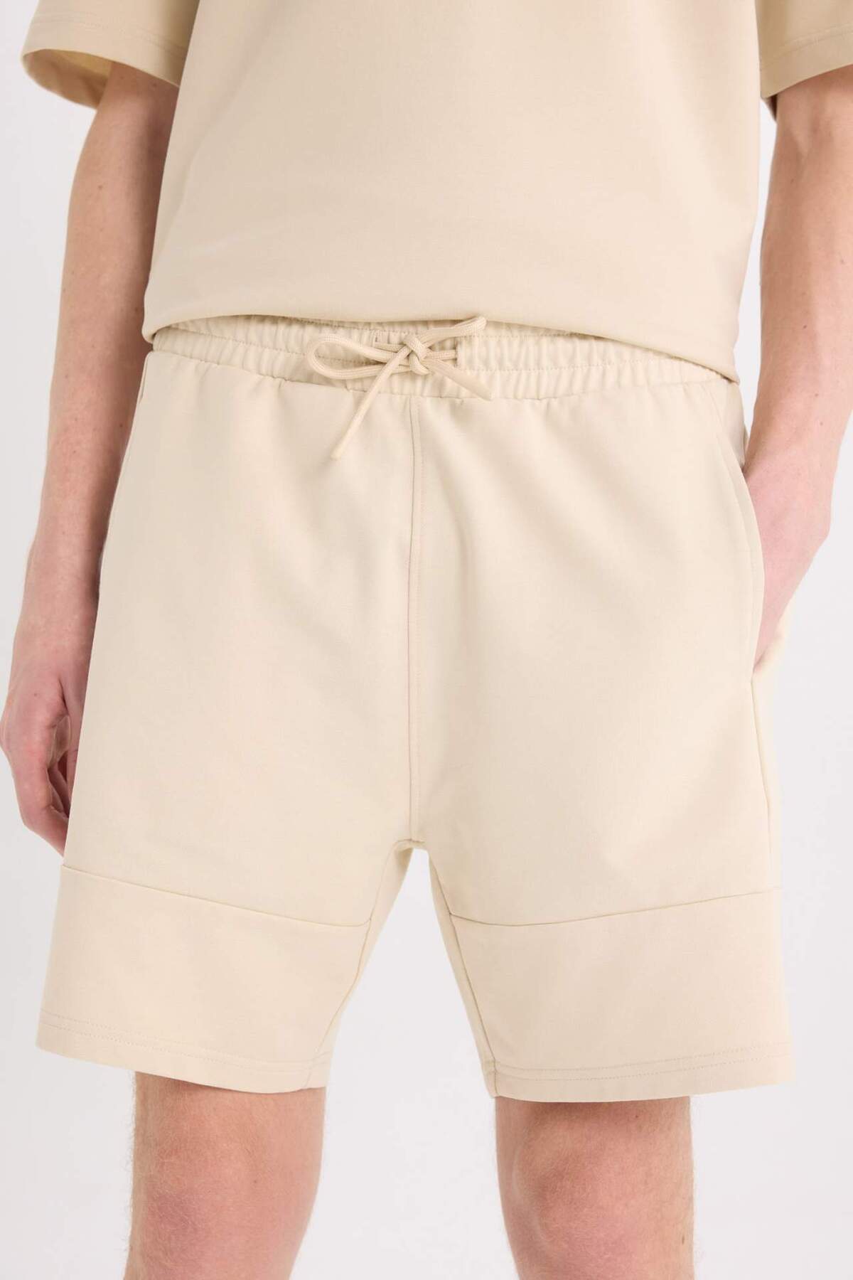 DeFacto Slim Fit Dar Paça Basic Şort B8674AX25SP görsel 6