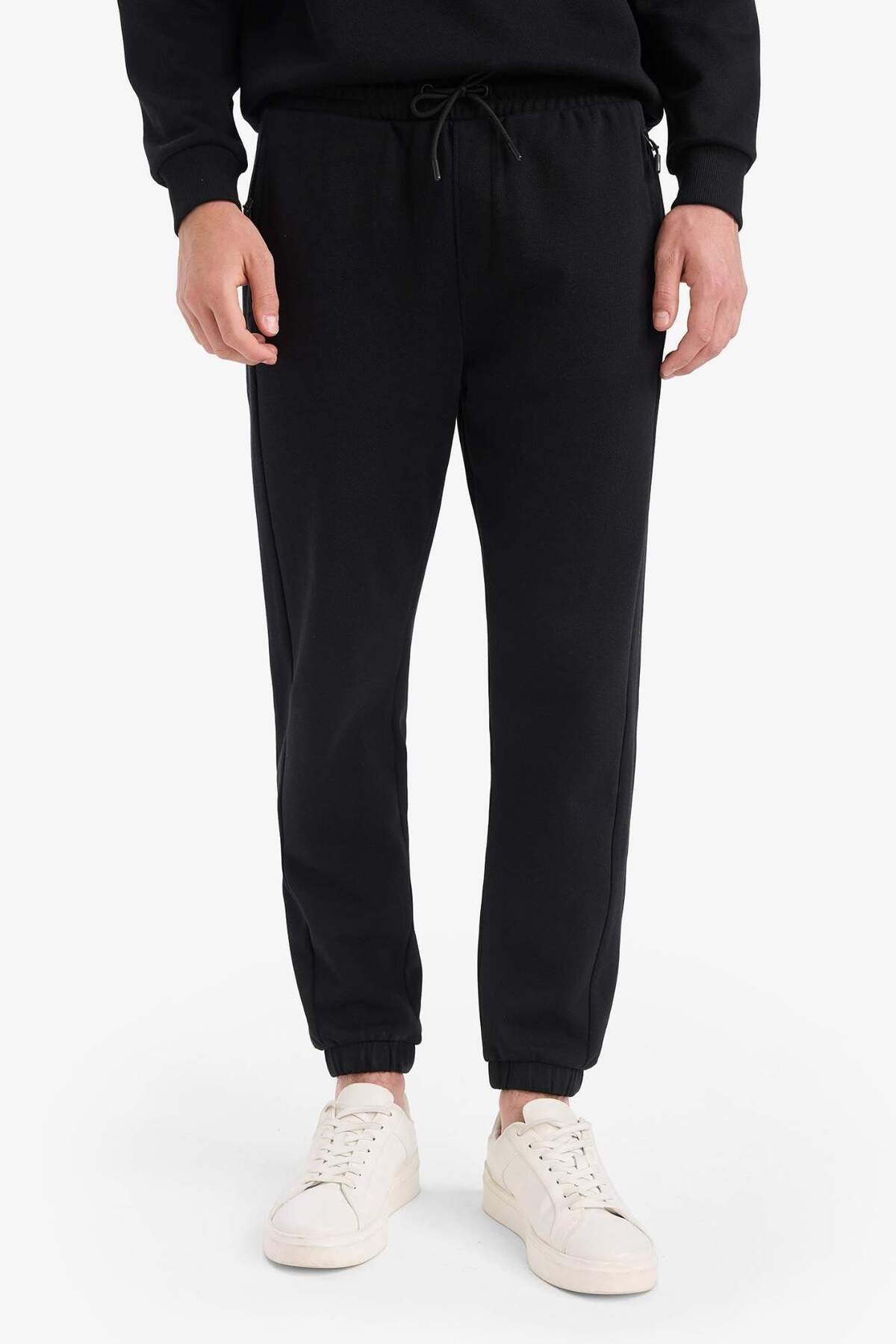 DeFacto Slim Fit Dar Kesim Fermuar Cepli Pike Eşofman Altı D5258AX25SP görsel 5