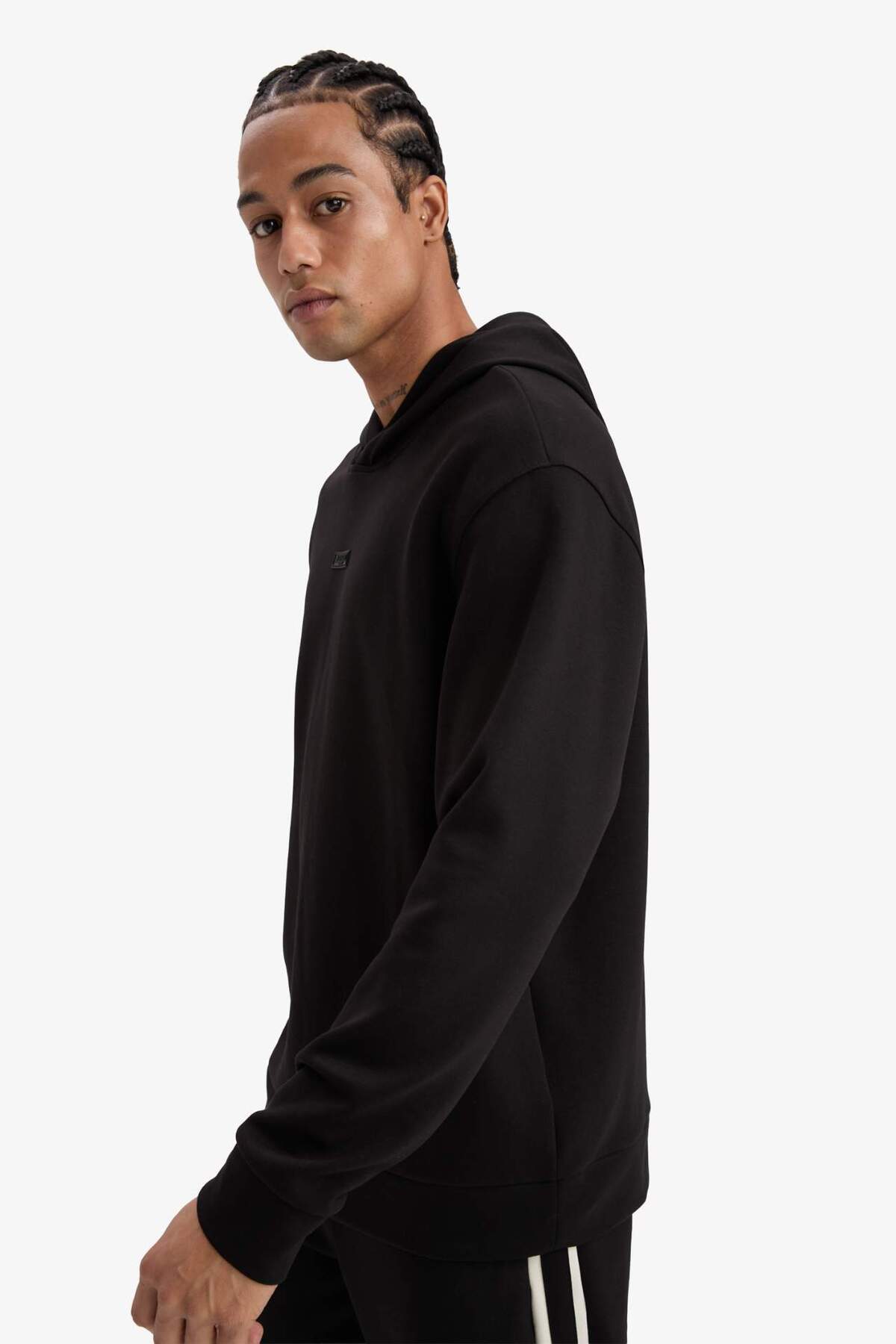 Ultra Yumuşak Standart Fit Kapüşonlu Skuba Dalgıç Kumaş Sporcu Sweatshirt D7364AX25SP — مشکی TYC64D3EFDC5932108 — تصویر 5 از 8