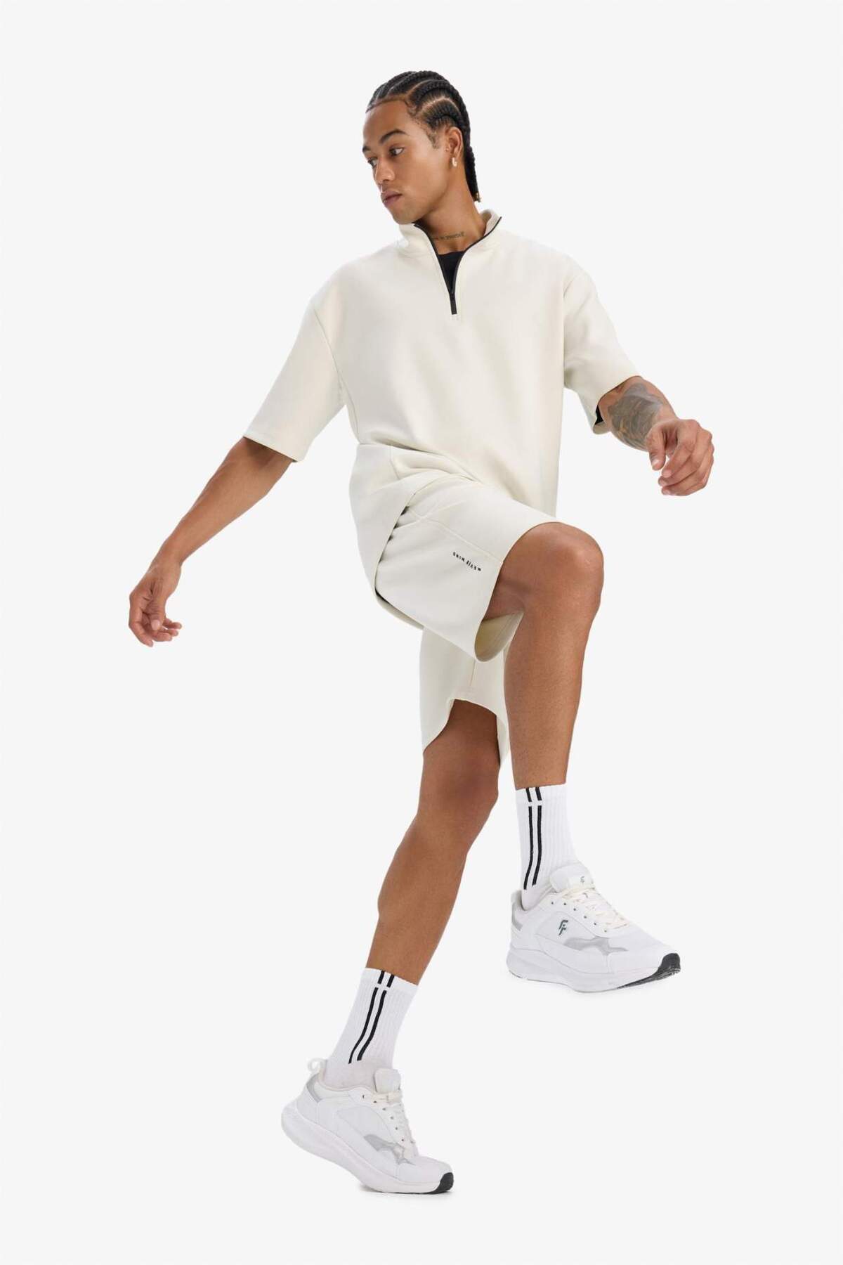 Defacto  Kısa Paça Skuba Dalgıç Kumaş Sporcu Şort C5902AX25SP - Görsel 2