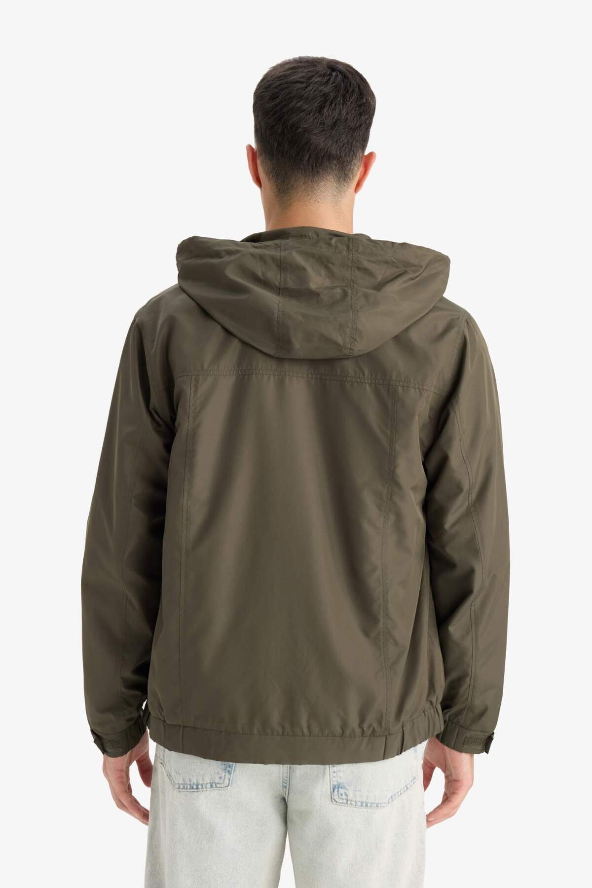 Defacto  Su İtici Regular Fit Dik Yaka Astarlı Gizli Kapüşonlu Fermuarlı Cepli Mevsimlik Baharlık Mont D7669A - Görsel 8