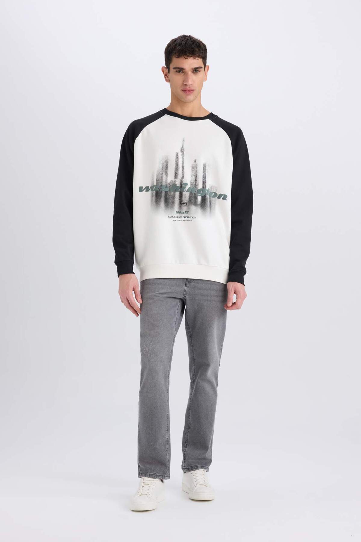 DeFacto Oversıze Bisiklet Yaka Baskılı Sweatshirt D6997AX25SP görsel 2