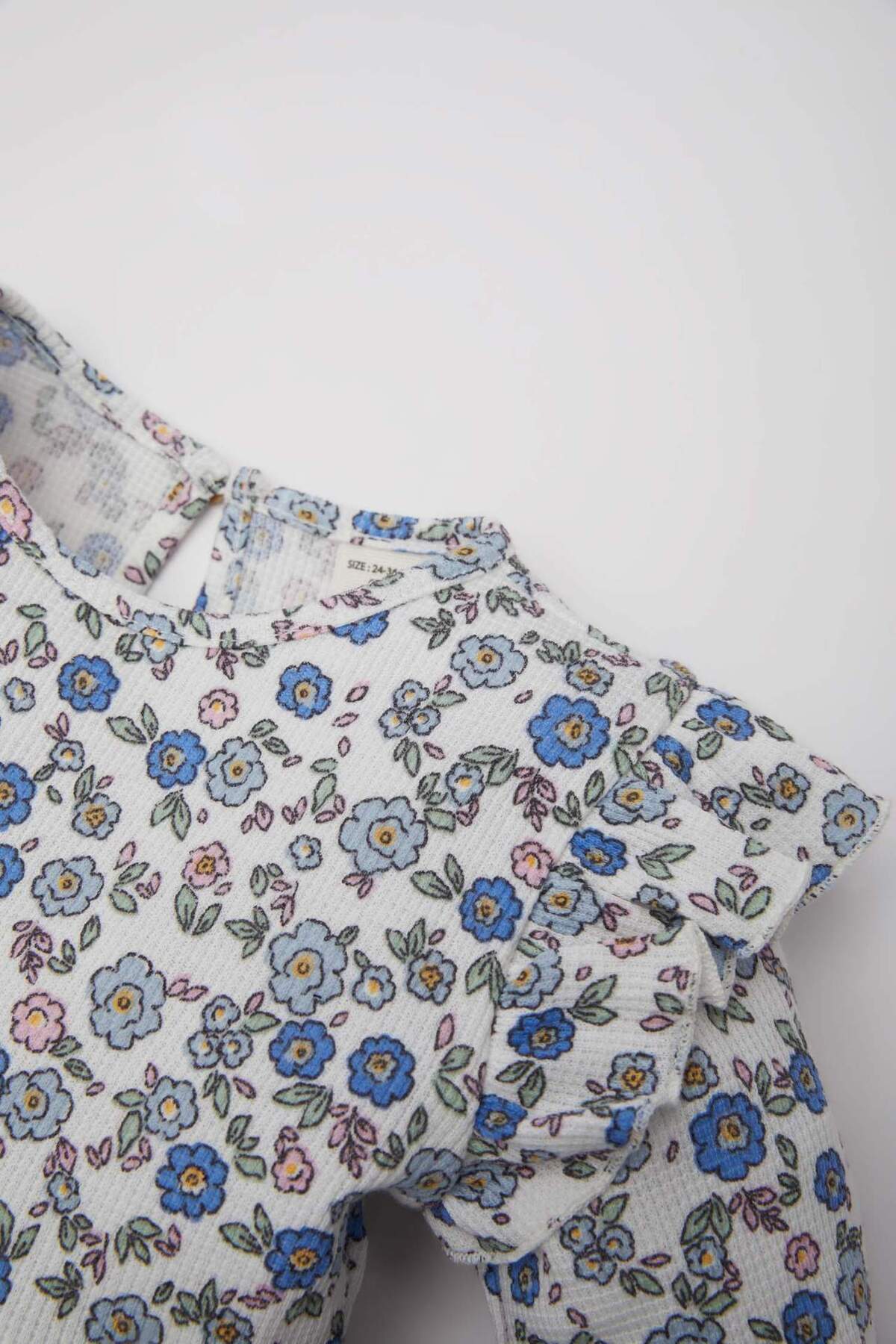 Defacto Çiçekli Uzun Kollu Waffle Elbise Kız Bebek D9387A525SP fotoğrafı 2 (önizleme)