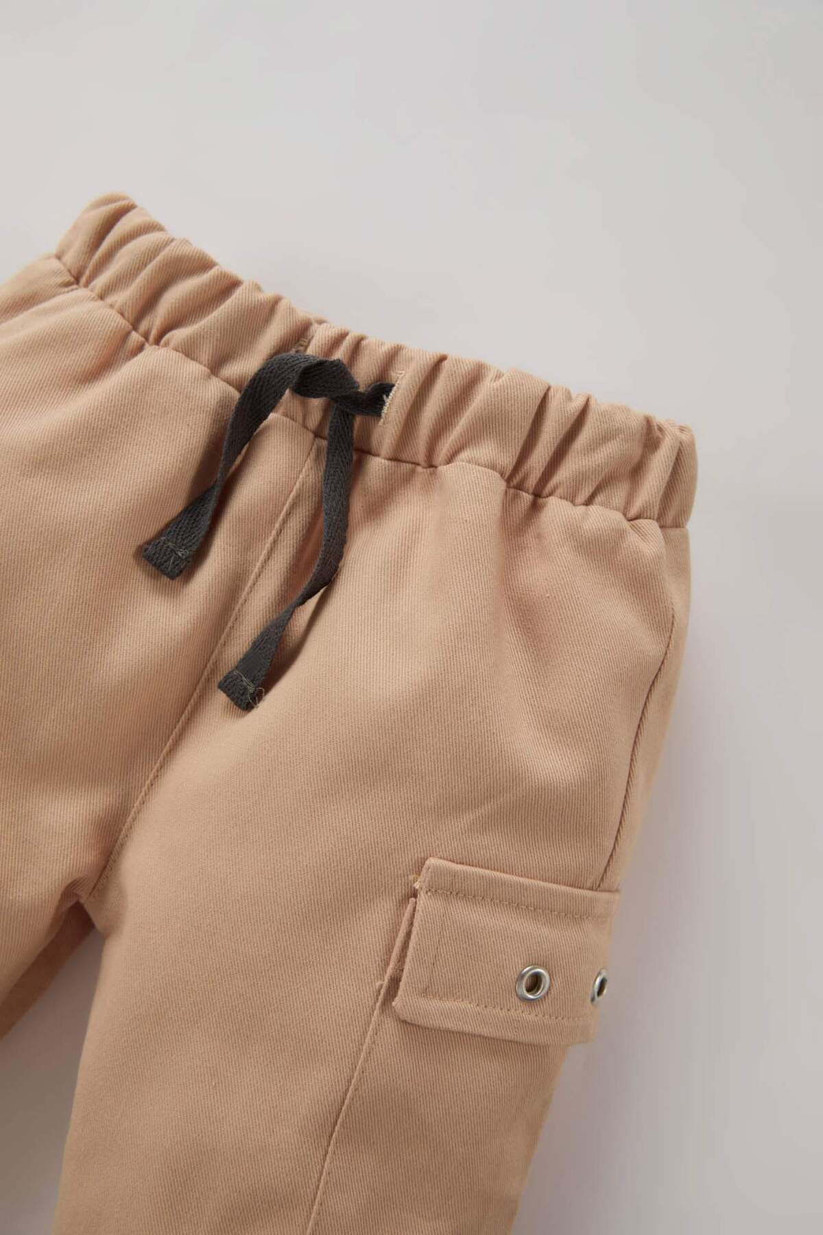 Defacto Beli Lastikli Jogger Paça Gabardin Pantolon Erkek Bebek D6337A524WN fotoğrafı 2 (önizleme)