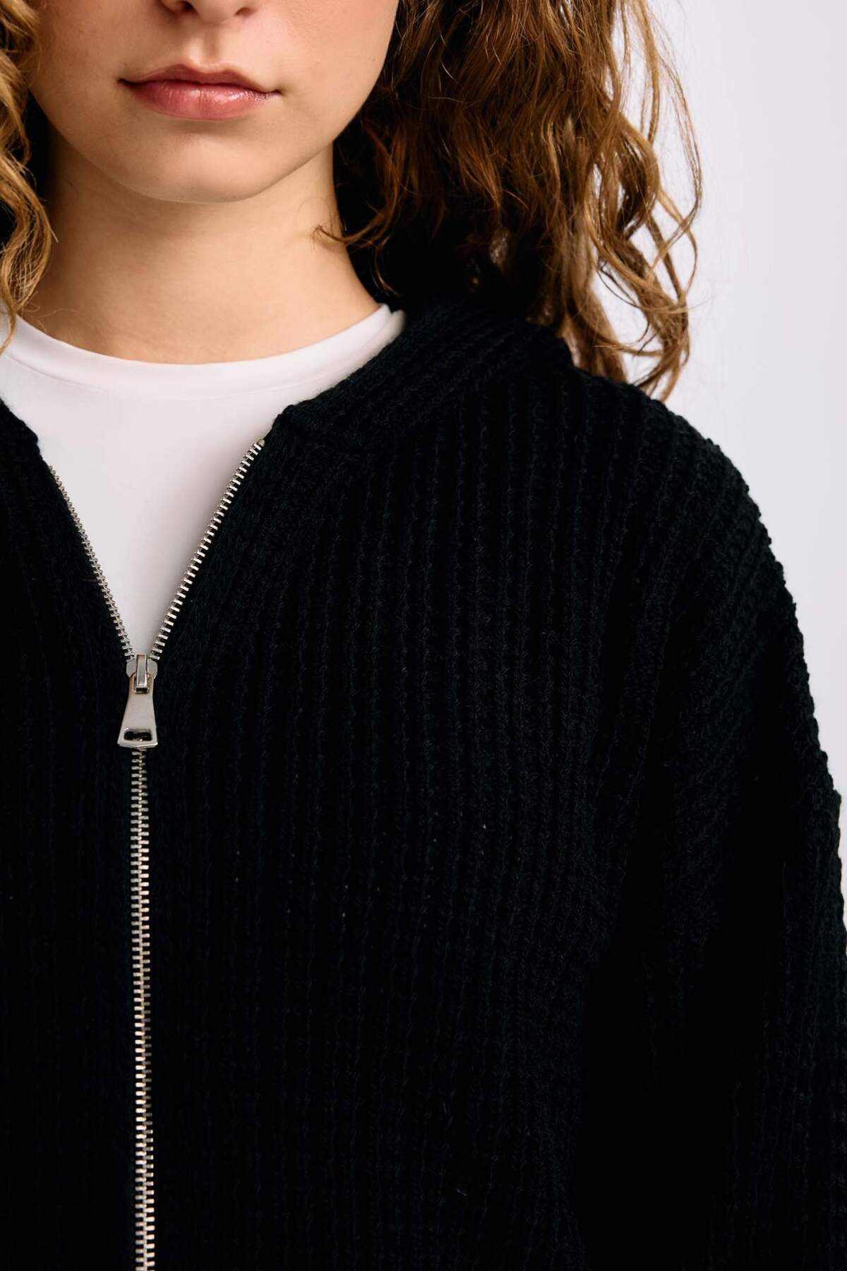 Defacto  Regular Fit Kapüşonlu Fermuarlı Triko Hırka E2269AXNS - Görsel 5