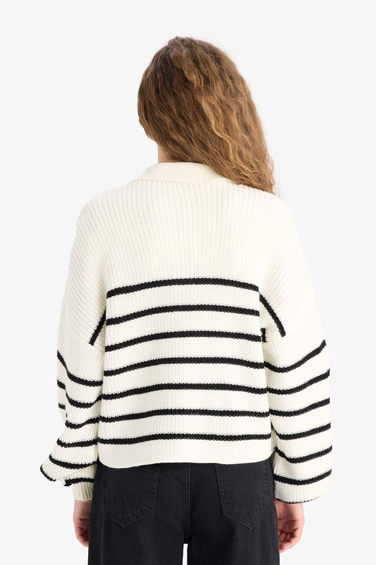 Defacto  Relax Fit Polo Yaka Yarım Düğmeli Çizgili Triko Kazak C4918AX24WN - Görsel 6