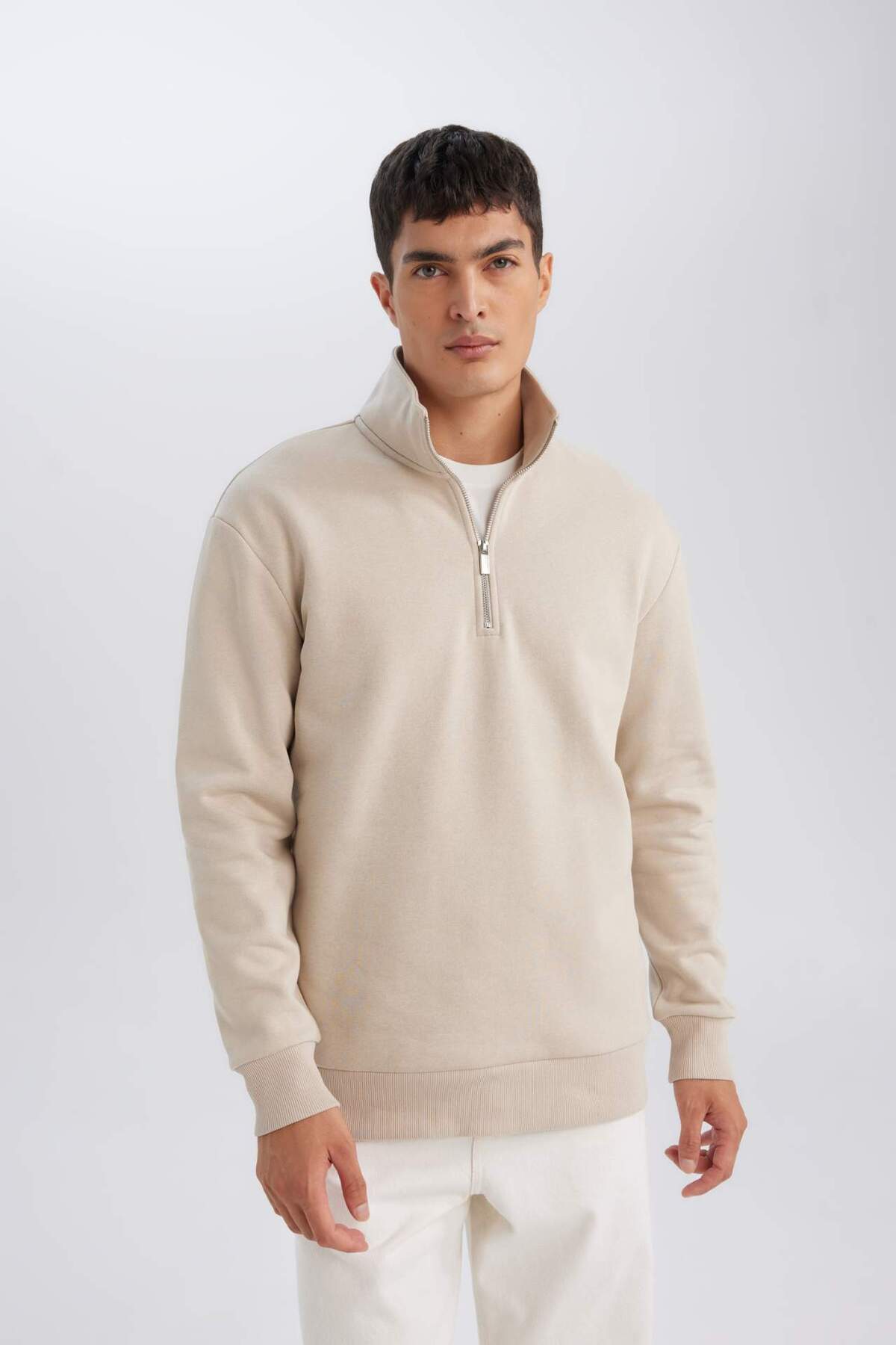 Defacto  3 İplik Pamuklu Şardonlu İçi Polarlı Comfort Regular Fit Rahat Kalıp Dik Yaka Fermuarlı Kalın Sweats - Görsel 3