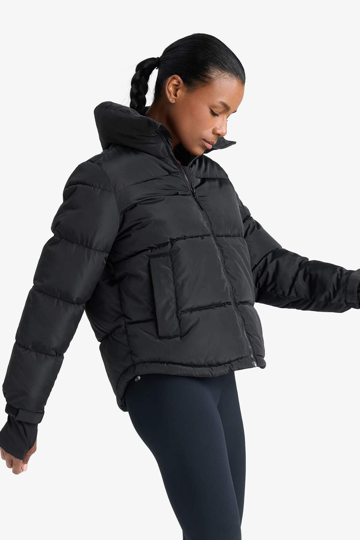 Defacto  Su İtici Regular Fit Dik Yaka Fermuarlı El Geçmeli Cepli Şişme Mont Z1438AZ24WN - Görsel 5