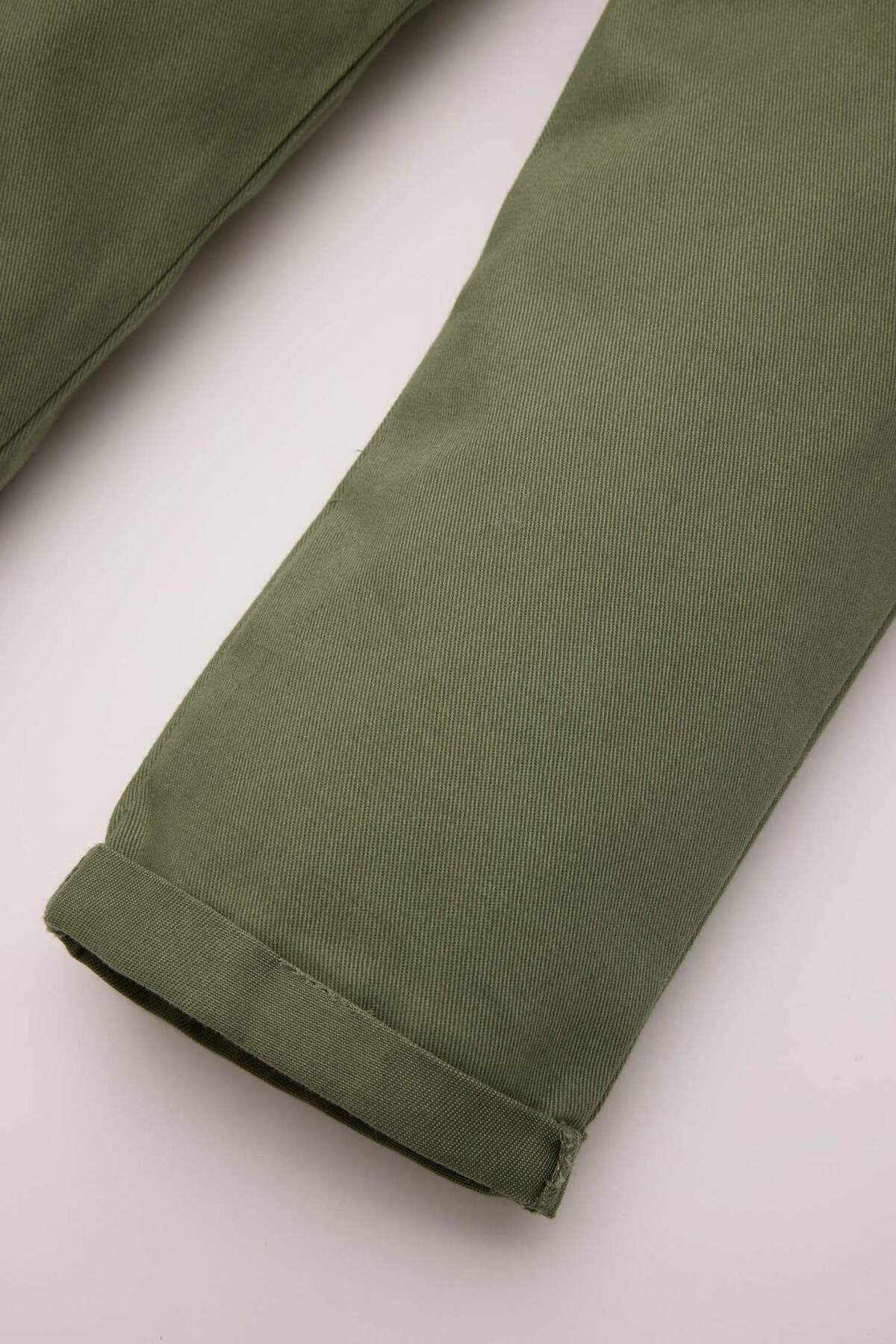 Defacto Beli Lastikli Katlamalı Paça Gabardin Pantolon Erkek Bebek D5246A524WN fotoğrafı 3 (önizleme)