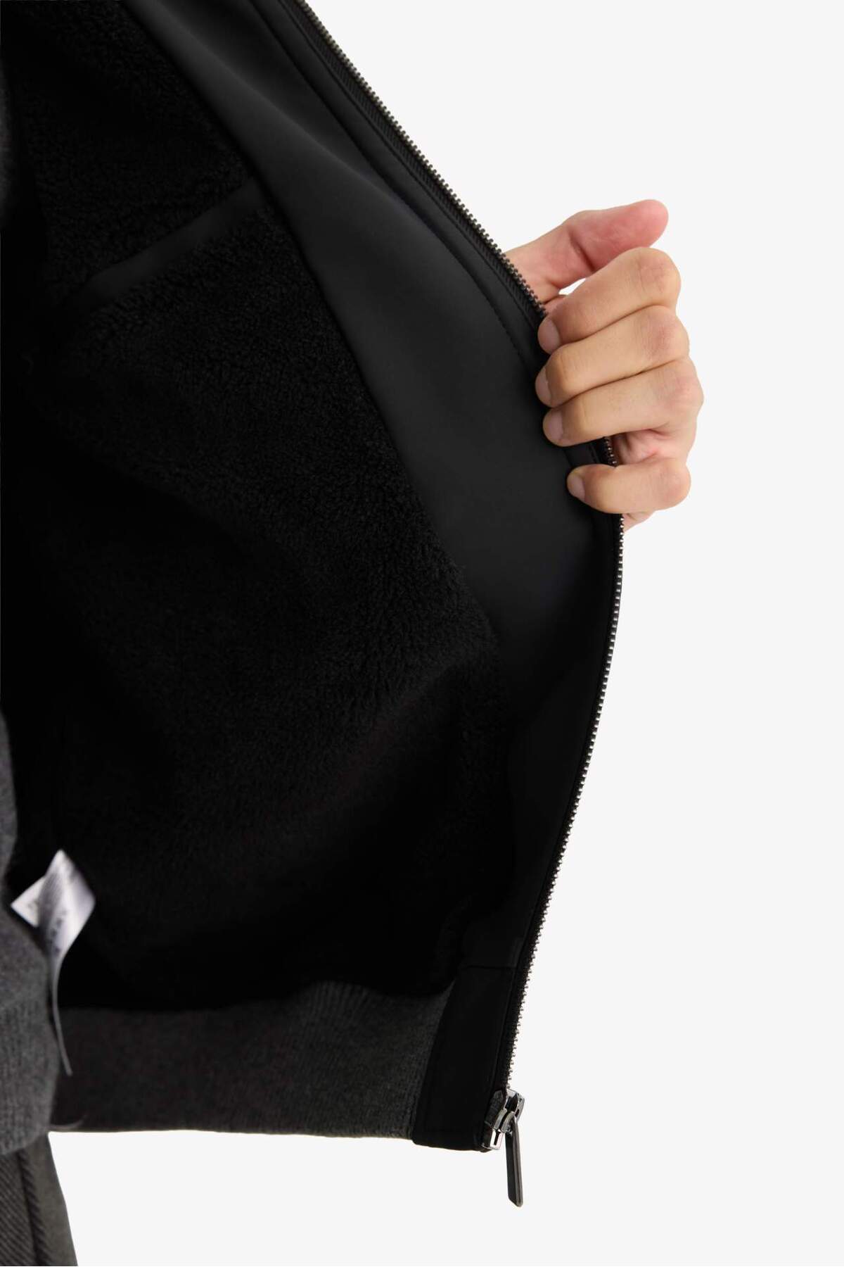 Defacto  Slim Fit Mont Ceket Dar Kesim Dik Yaka Astarlı Fermuarlı Çift Cepli Mevsimlik Suni Deri C5633AX24WN - Görsel 7