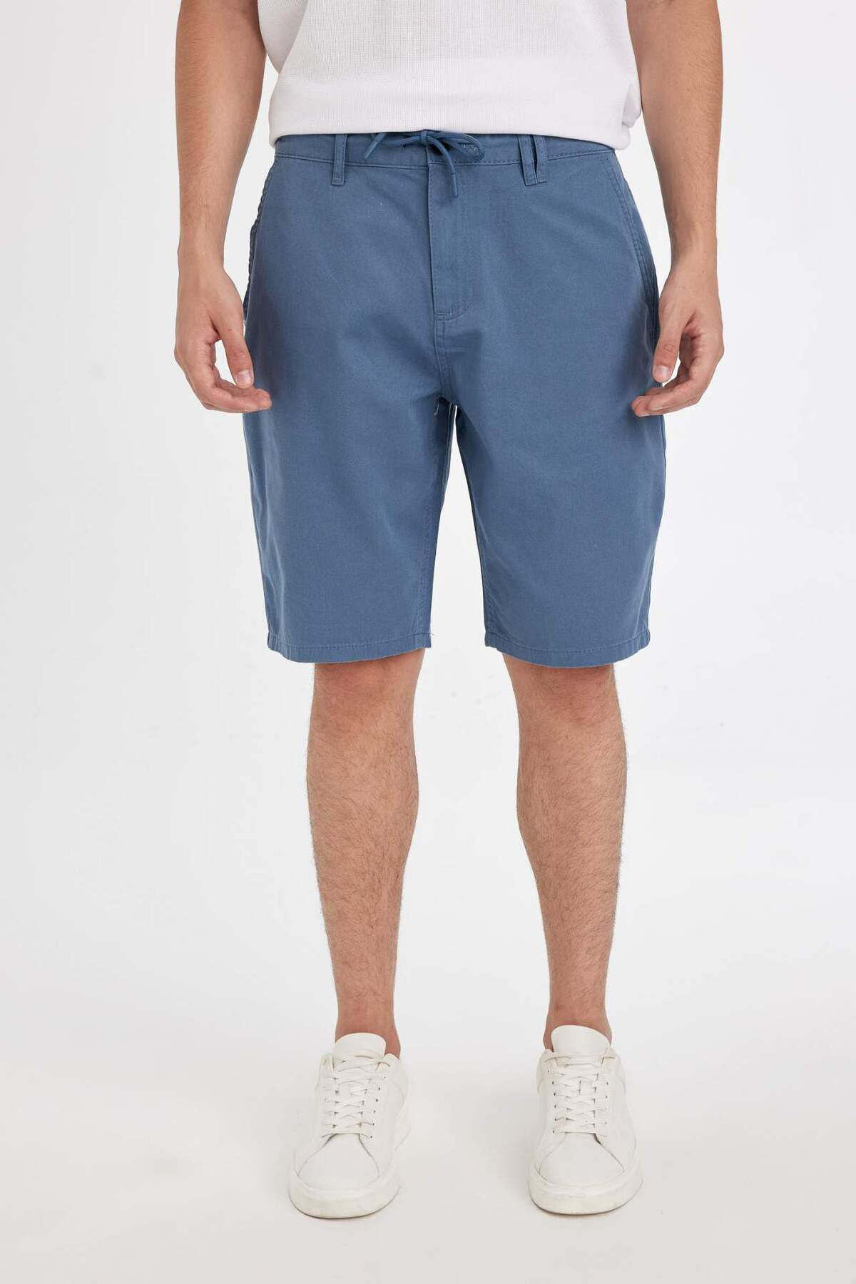 Defacto  %100 Pamuk Regular Fit Düz Paça Gabardin Bermuda Şort C5397AX24SM - Görsel 4