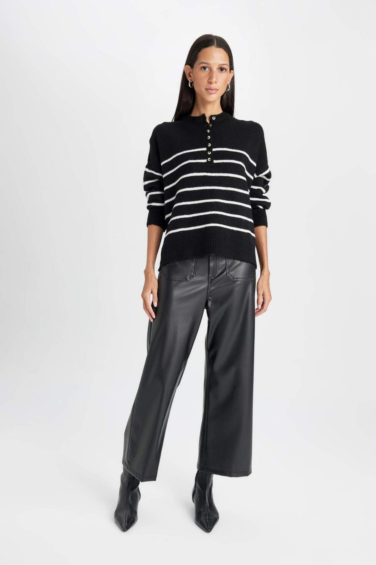 Defacto  Rahat Kesim Yakası Düğmeli Çizgili Triko Kazak D4913axns - Görsel 7