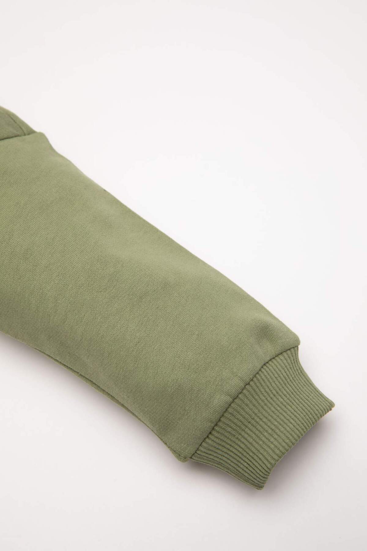 Defacto Erkek Bebek 2li Takım Baskılı Sweatshirt Beli Lastikli Eşofman Altı D5935A524WN fotoğrafı 5 (önizleme)