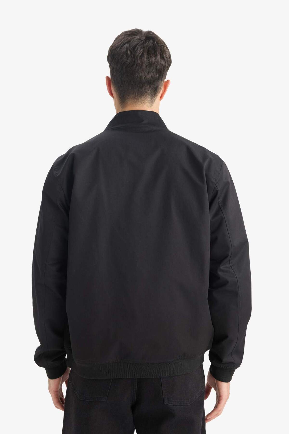 Defacto  Slim Fit Dar Kesim Dik Yaka Astarlı Fermuarlı Cepli Mevsimlik Baharlık Mont D1238AX24WN - Görsel 4