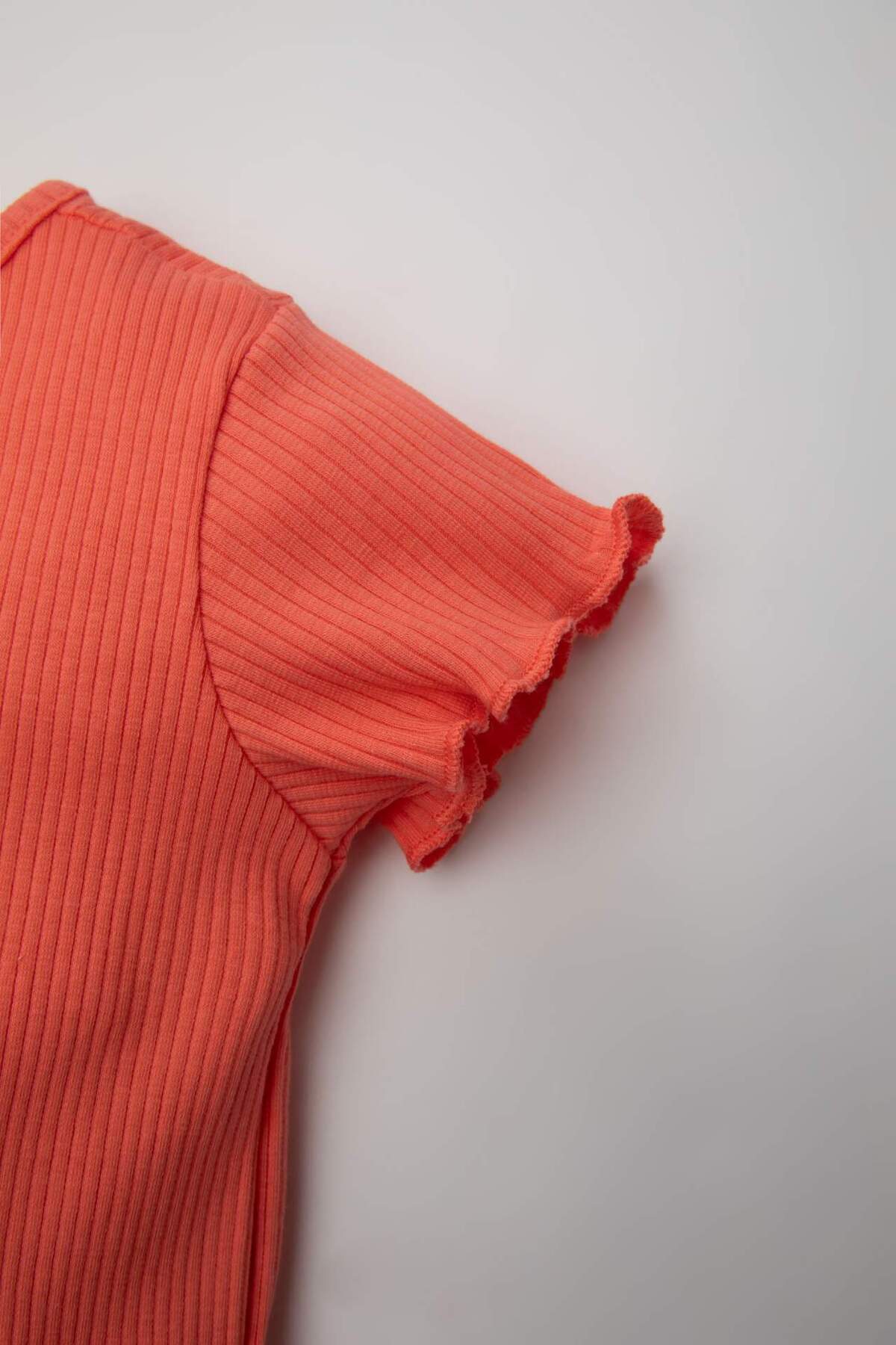 Defacto Kız Bebek 2li Takım Fitilli Kaşkorse Bisiklet Yaka Kısa Kollu Tişört Şort C0021A524SM fotoğrafı 4 (önizleme)