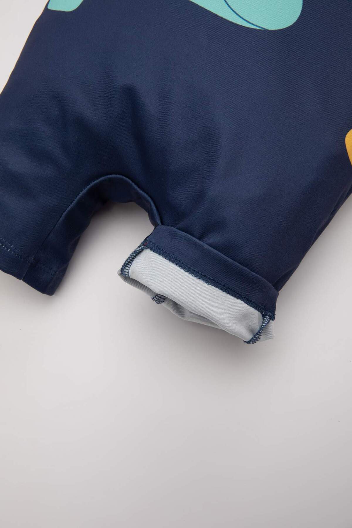 Defacto Erkek Bebek Dinazor Baskılı Mayo B9682A524SM fotoğrafı 4 (önizleme)