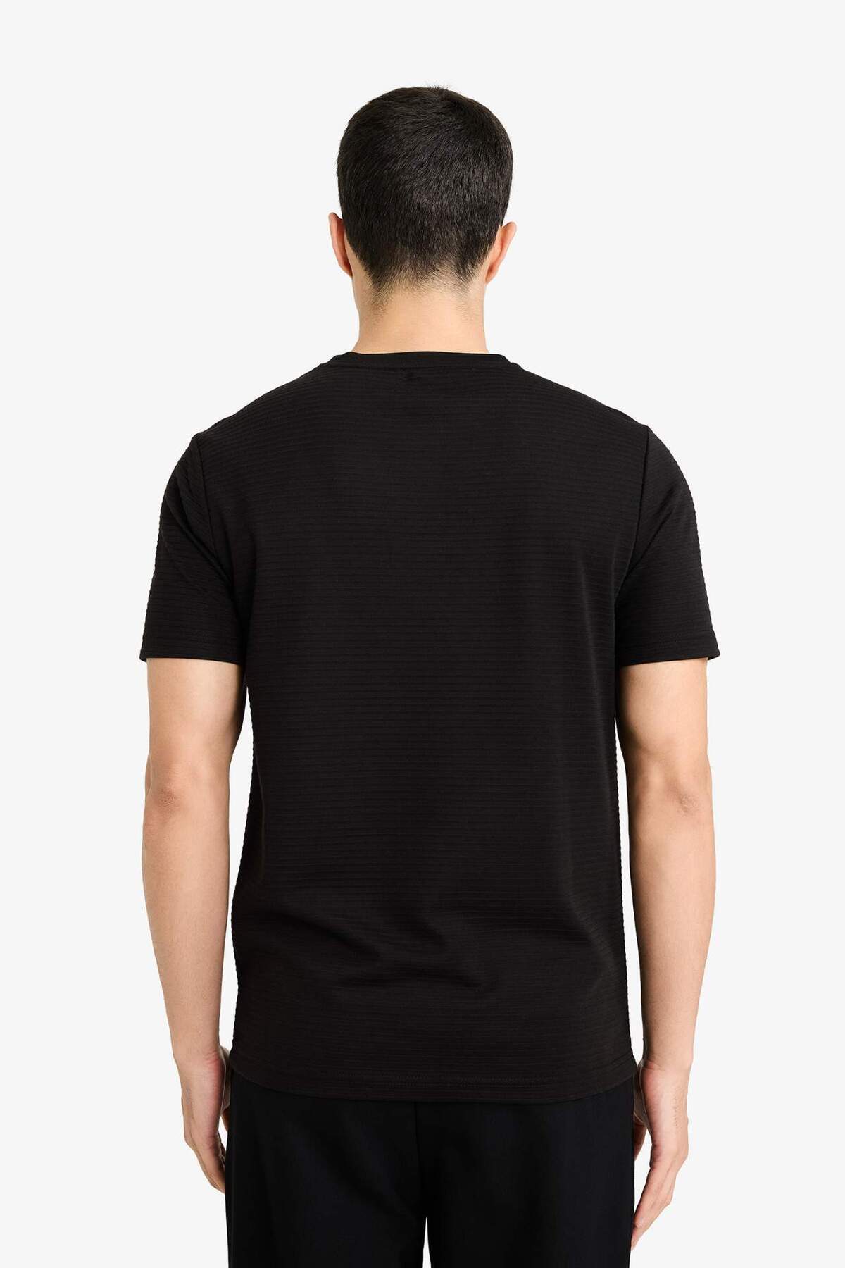 DeFacto Slim Fit Bisiklet Yaka Kısa Kollu Basic Tişört M6608AZ24SP görsel 5