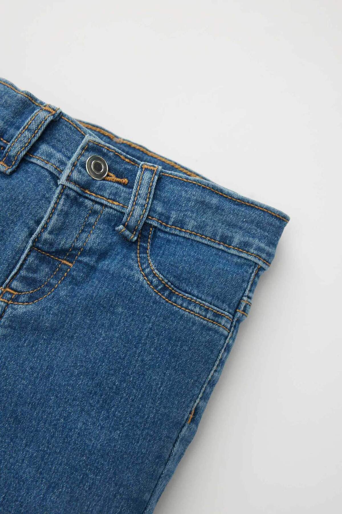 Defacto Erkek Bebek Jean Basic Pantolon B6744A524SP fotoğrafı 2 (önizleme)