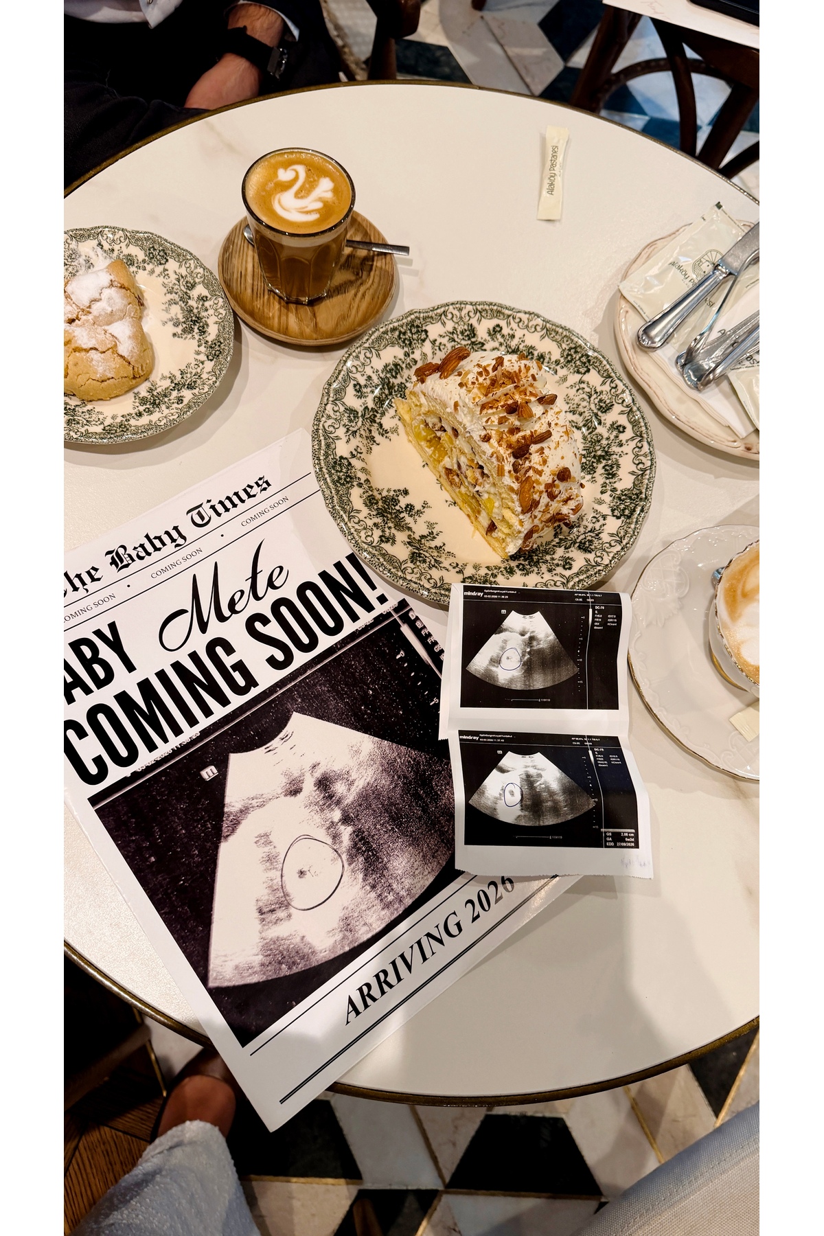 shop Kişiye Özel Bebek Günü Gazetesi - Anı gazetesi (Arkalı önlü) fotoğrafı 4 (önizleme)