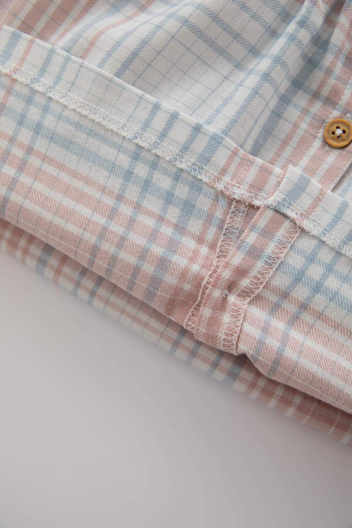 Defacto Ekose Desenli Uzun Kollu Düğmeli Flanel Elbise Kız Bebek D2559A524AU fotoğrafı 7 (önizleme)