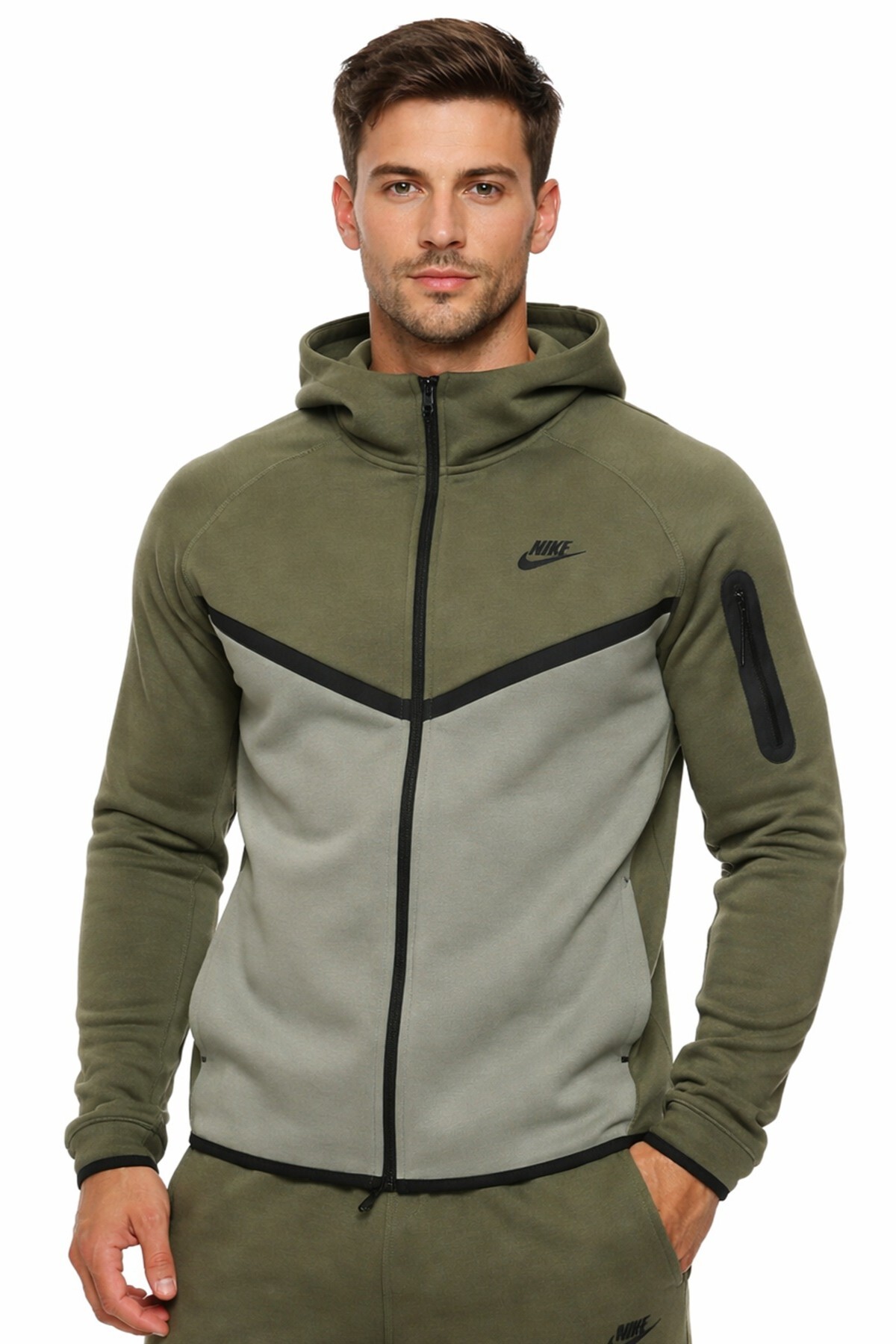 سویشرت کلاه‌دار تمام زیپ دار Tech Fleece مدل Windrunner، رنگ سبز خاکی نایکی سویشرت اسپرت Nike
