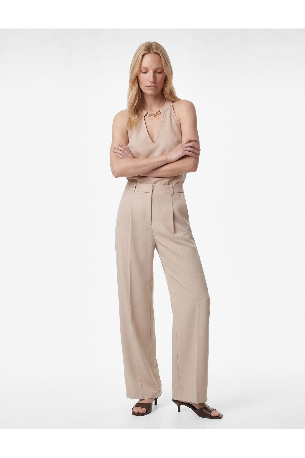 Crepe Fabric Pleat Detailed High Waist Palazzo Pants with Pockets