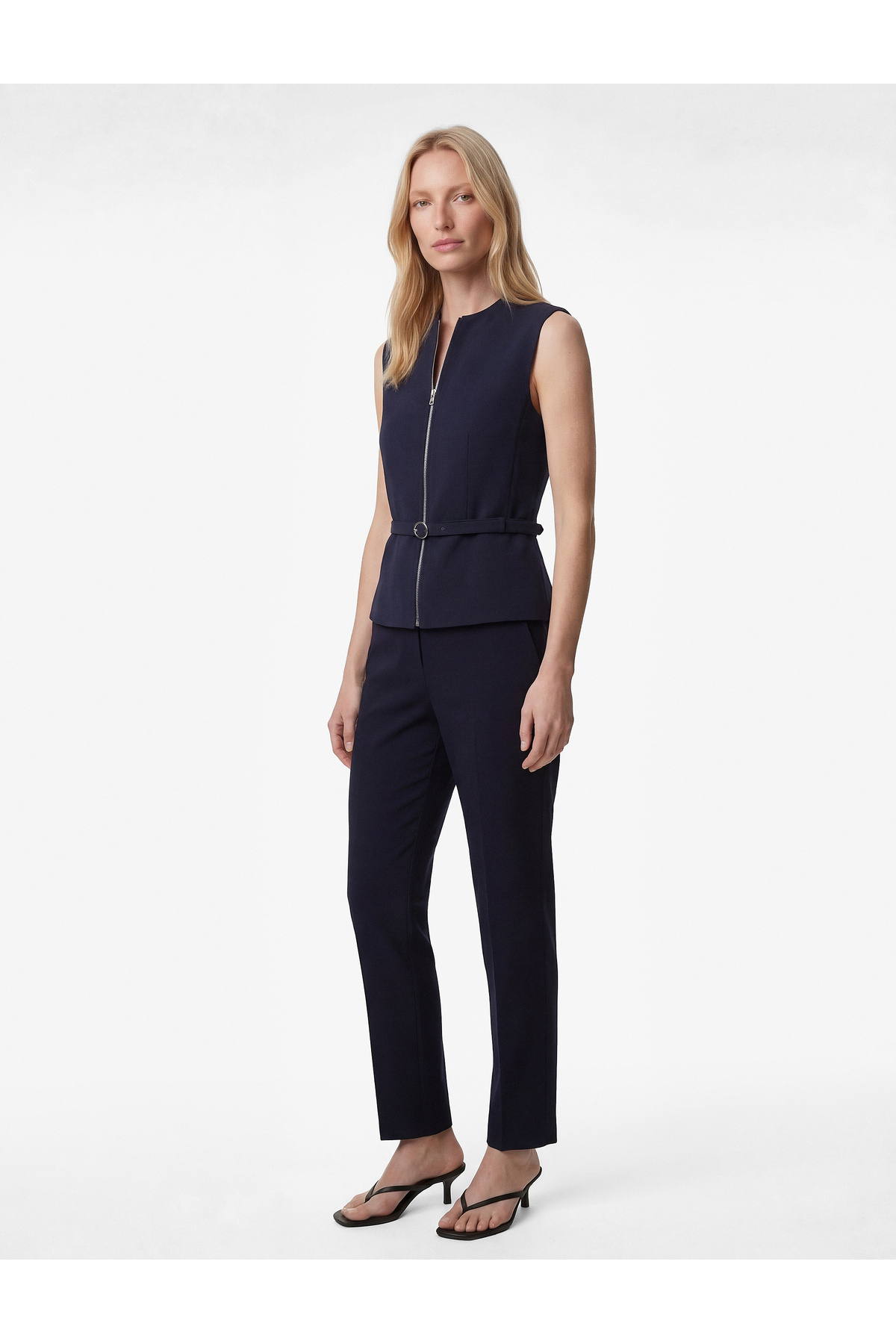 Koton Regular Fit Cep Detaylı Normal Bel Düz Paça Kumaş Pantolon