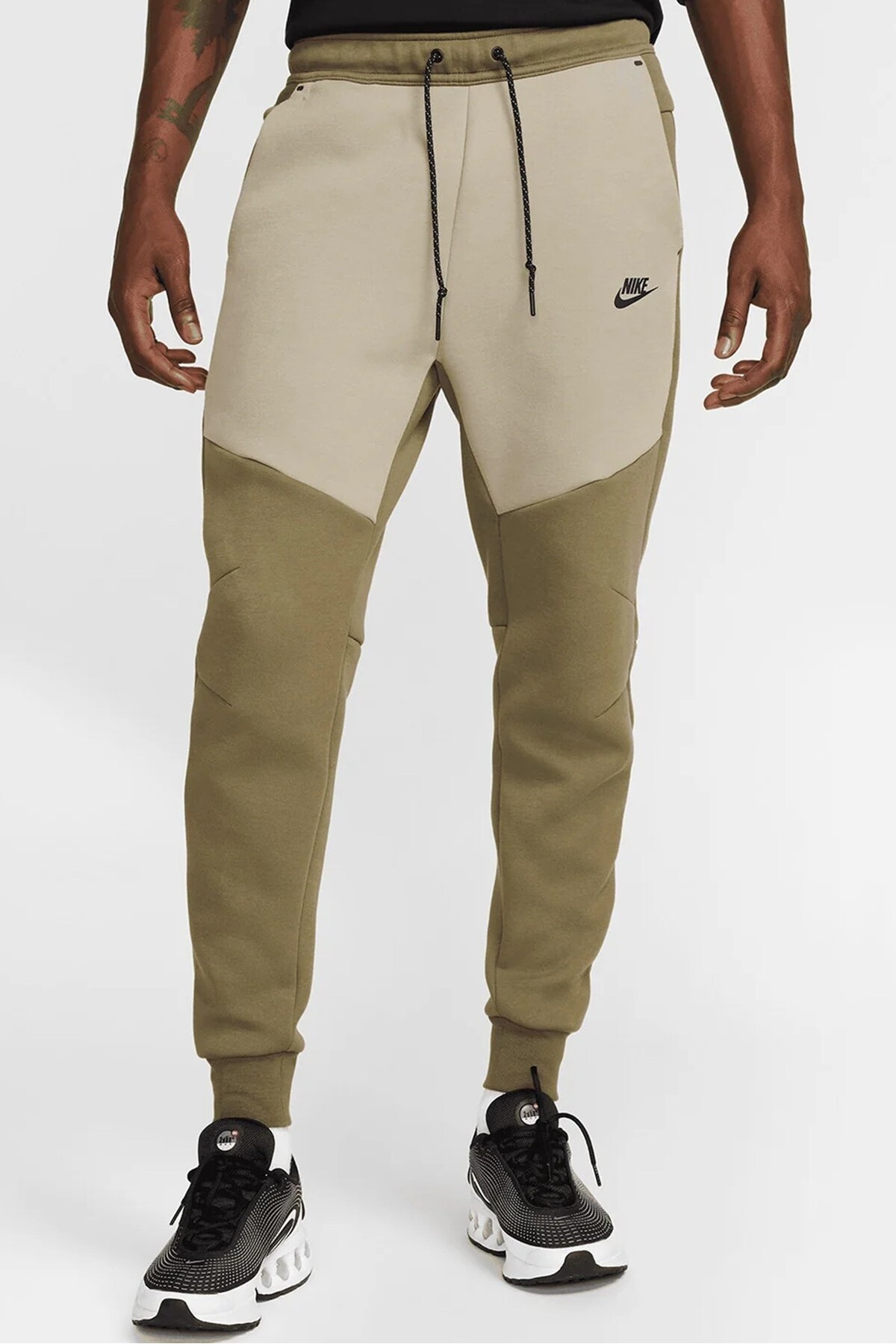 شلوار ورزشی مردانه Tech Fleece Slim Fit مدل Jogger سبز-خاکی نایکی شلوار ورزشی Nike