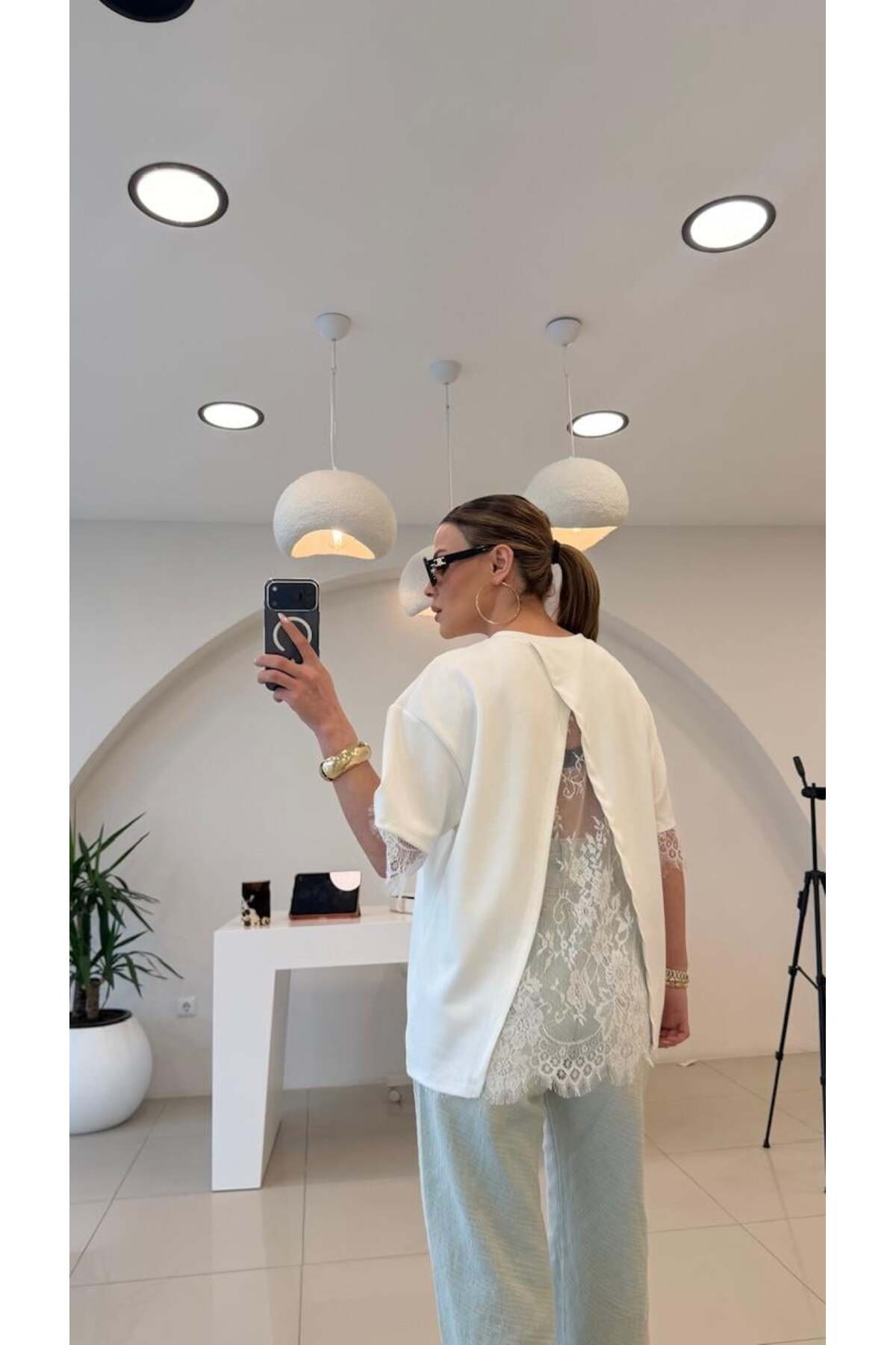 Şulenin Butiği  SIRT DANTEL DETAYLI MODAL BLUZ BEYAZ - Görsel 2