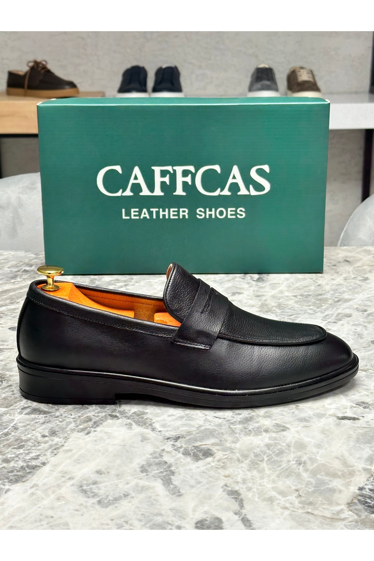 Caffcas  Hakiki Deri Siyah El Yapımı Bağcıksız Klasik Erkek Ayakkabı Como - Görsel 2