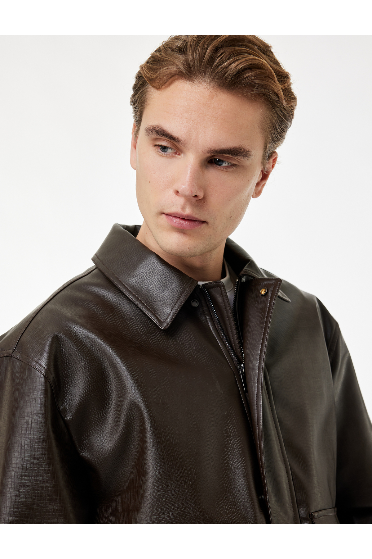 Koton  Gömlek Yaka Beli Lastikli Uzun Kollu Kapaklı Cepli Suni Deri Ceket - Görsel 2