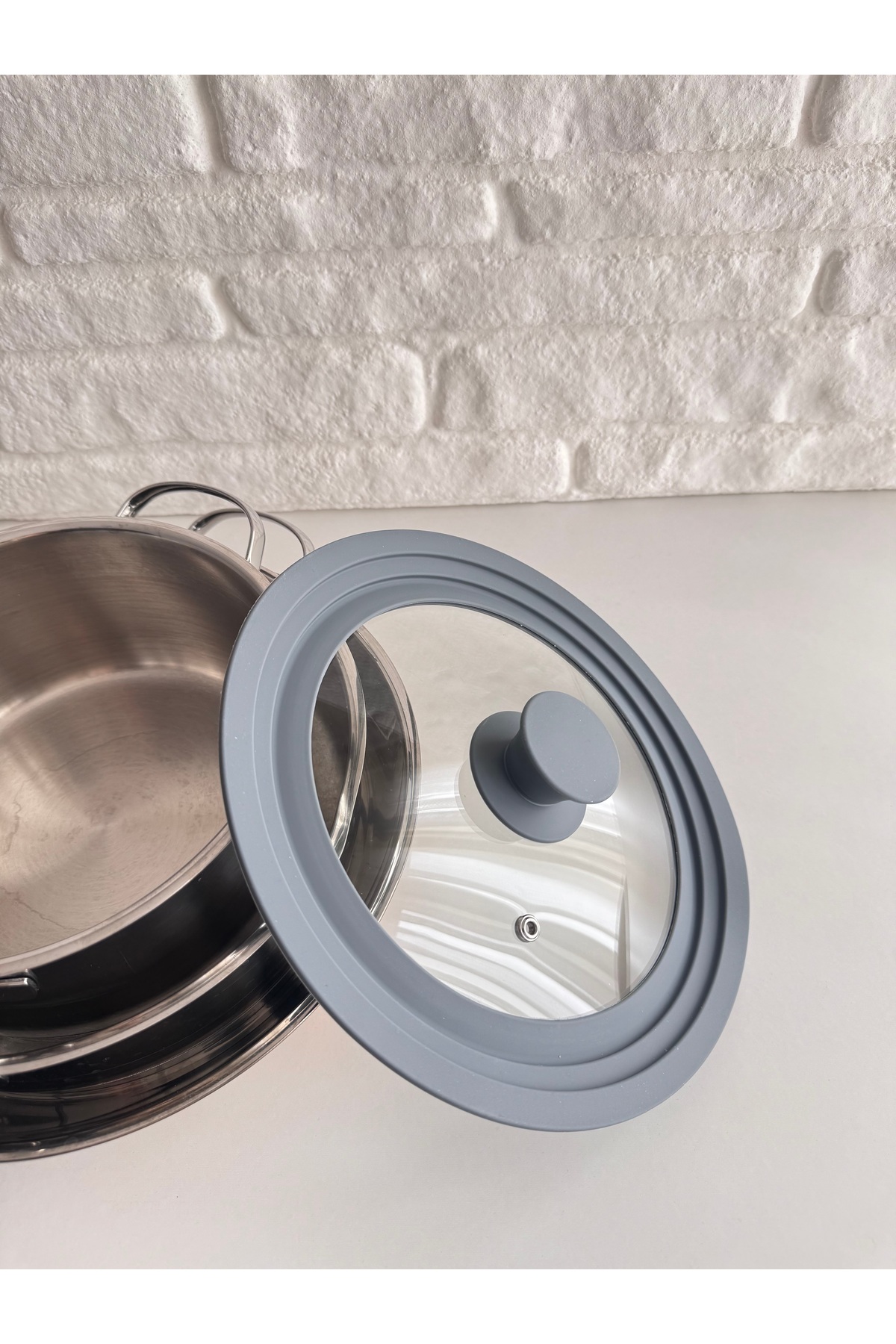 Gri Yanmaz Silikon Tencere Tava Kapağı 20-22-24 cm TEK KAPAK ÜÇ BOY TENCERE UYUMLU Buhar Tahliyeli