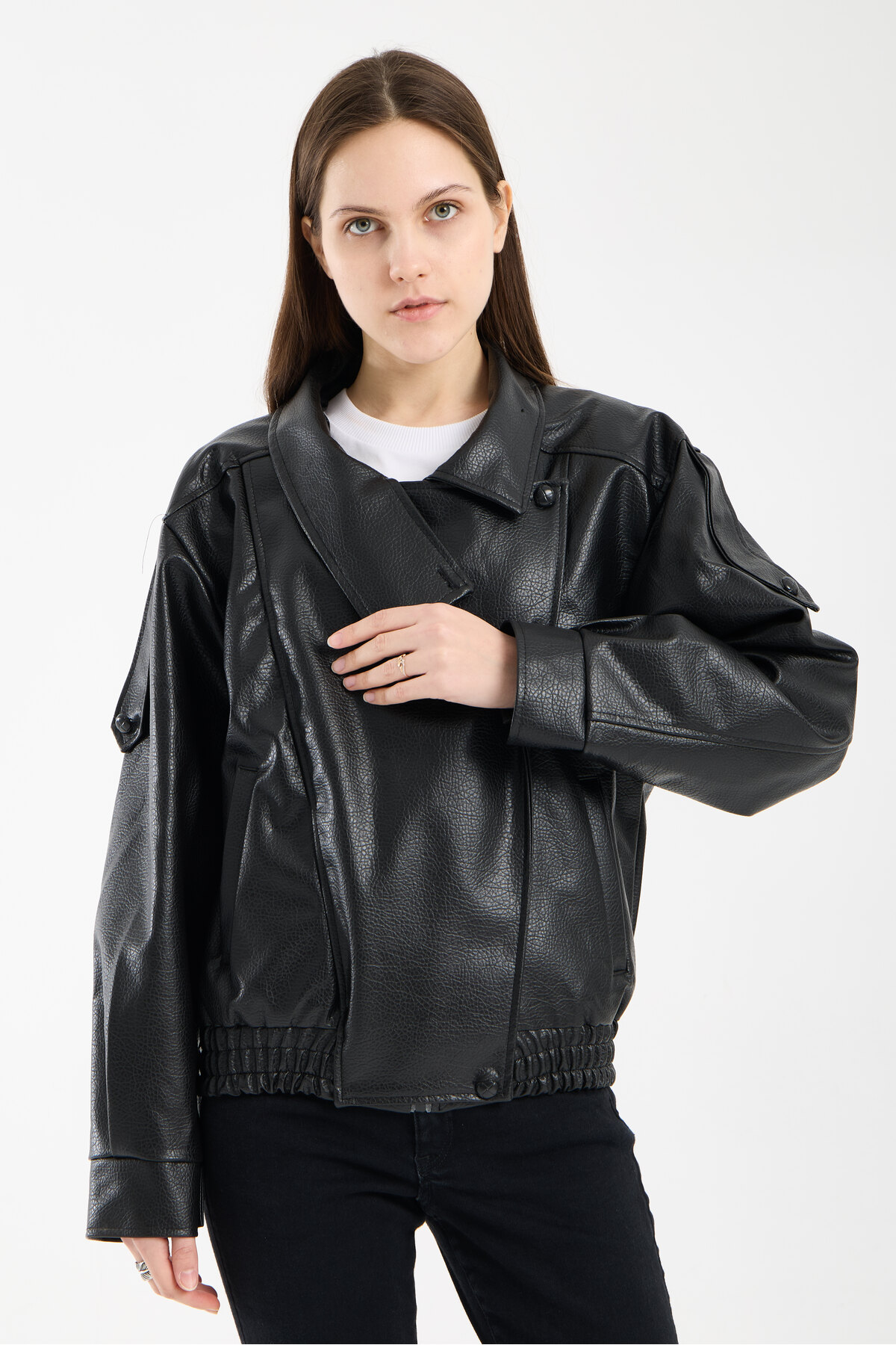 MATTİMODA  Dik Yaka Omuz Detaylı Kadın Oversize Deri Ceket - Görsel 2