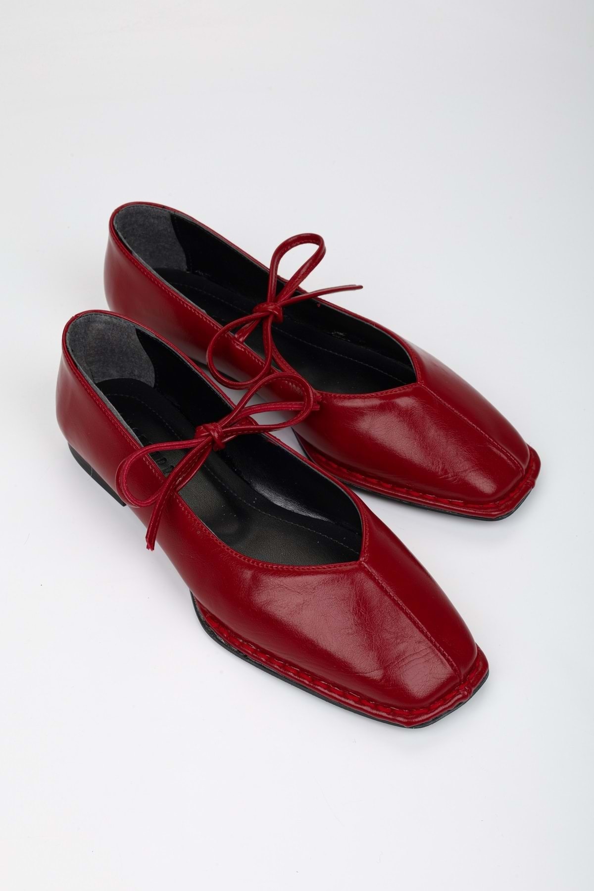 Shoeberry  Kadın Lunera Kırmızı Cilt Bağlamalı Babet - Görsel 4